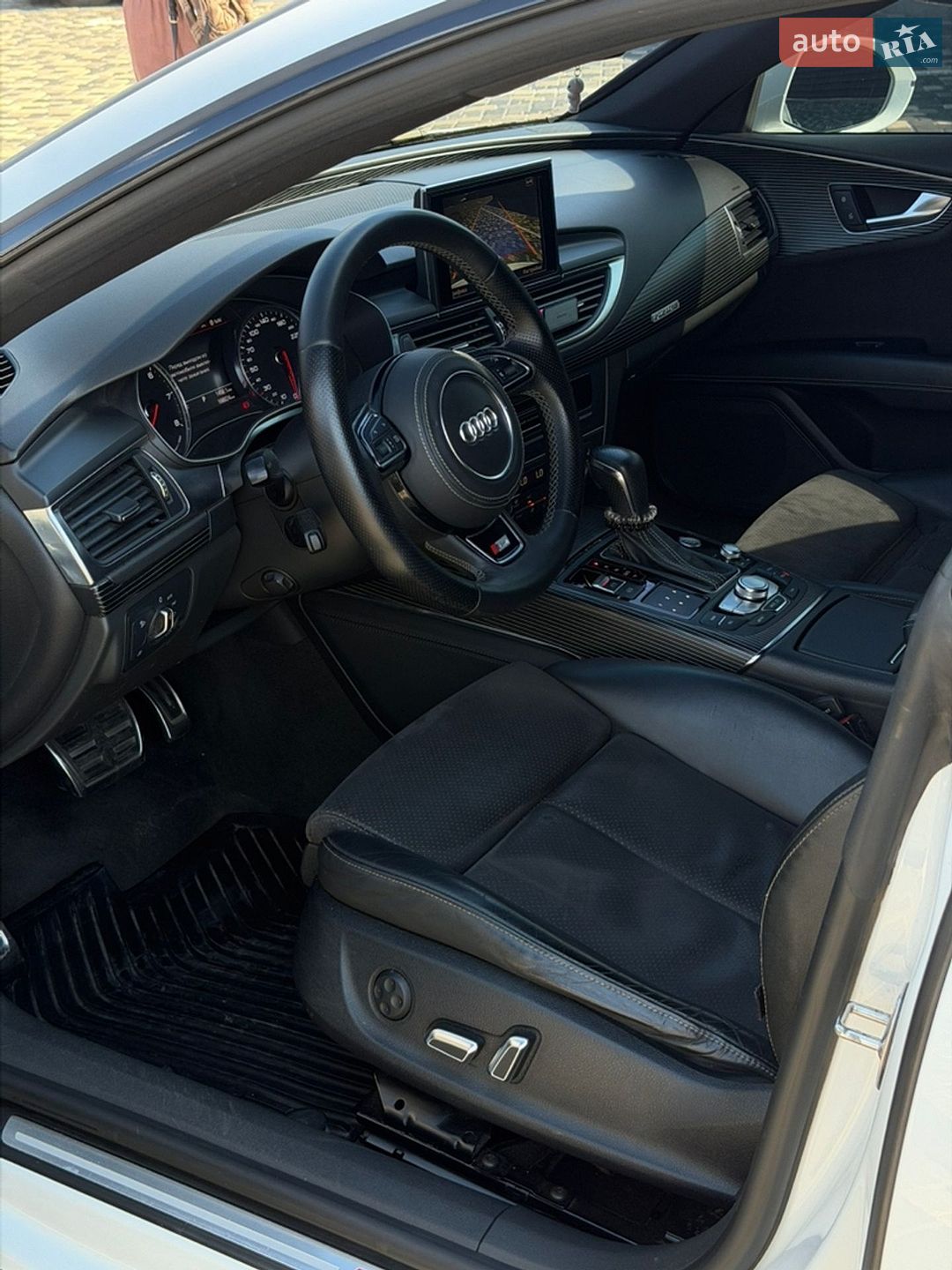 Audi A7 Sportback 2014 VIN WAUZZZ4G7FN011255 фото оголошення 16 з 18