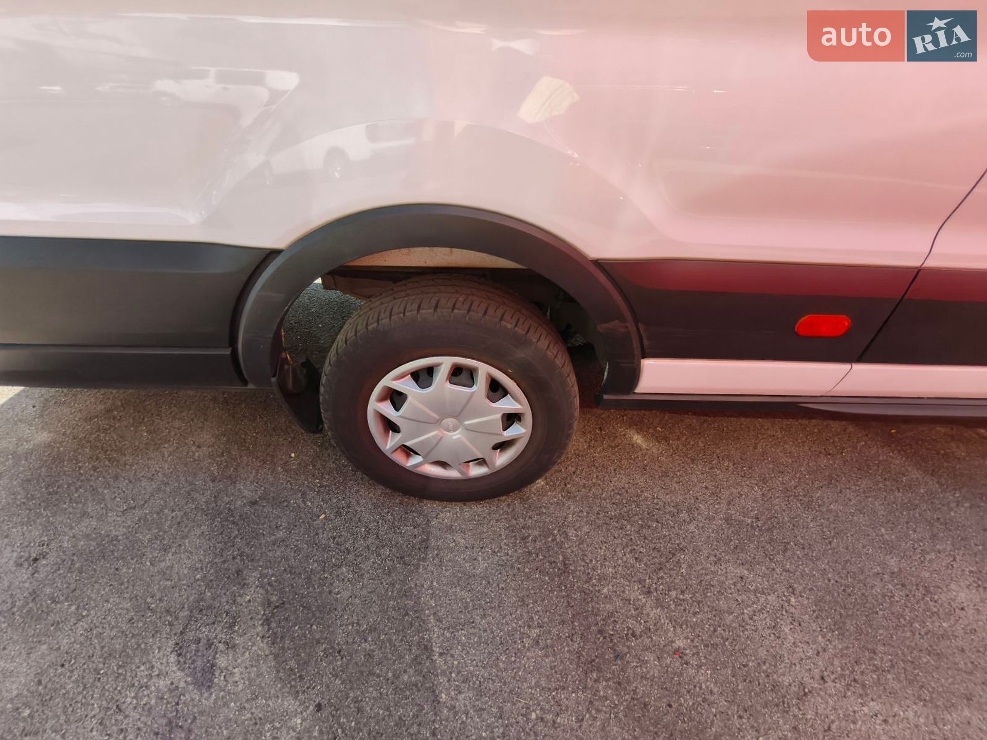 Ford E-Transit 2022 VIN WF0EXXTTRBNJ15974 фото оголошення 6 з 30