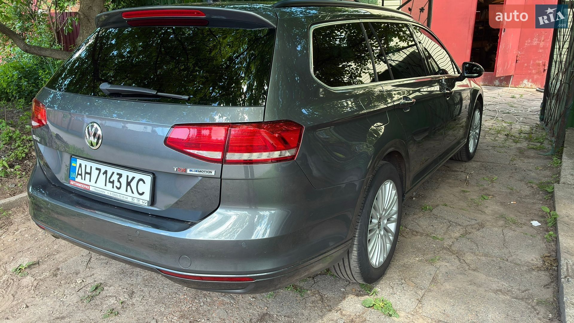 Volkswagen Passat 2016 VIN WVWZZZ3CZHE100066 фото оголошення 4 з 9