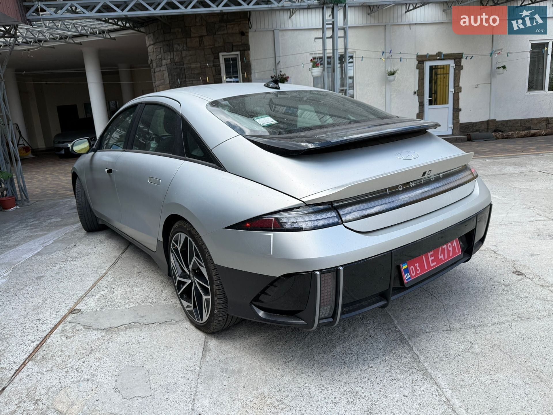 Hyundai Ioniq 6 2023 VIN KMHM34AA4PA041769 фото оголошення 14 з 59