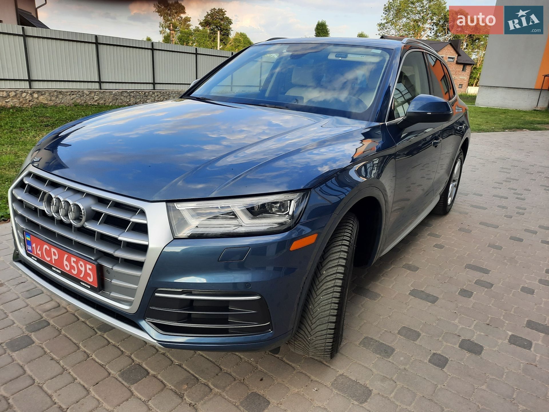 Audi Q5 2018 VIN WA1BNAFY4J2172819 фото оголошення 4 з 83