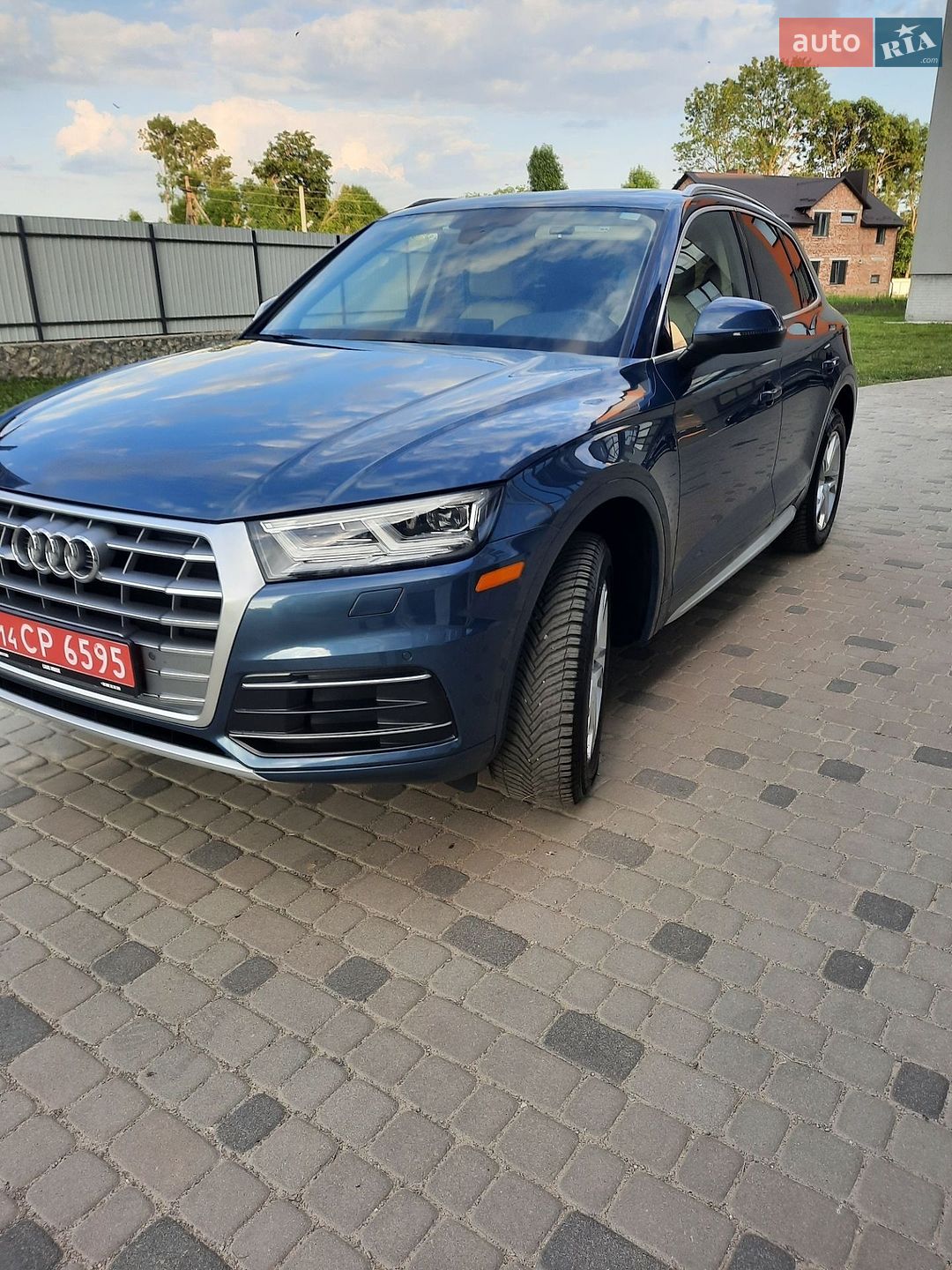 Audi Q5 2018 VIN WA1BNAFY4J2172819 фото оголошення 26 з 83