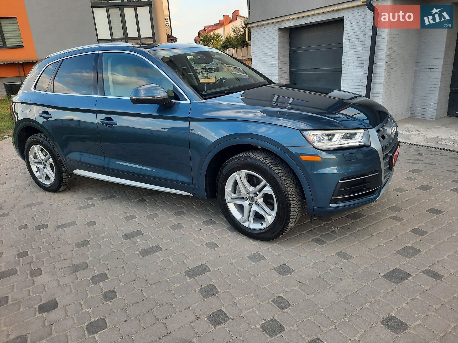 Audi Q5 2018 VIN WA1BNAFY4J2172819 фото оголошення 28 з 83