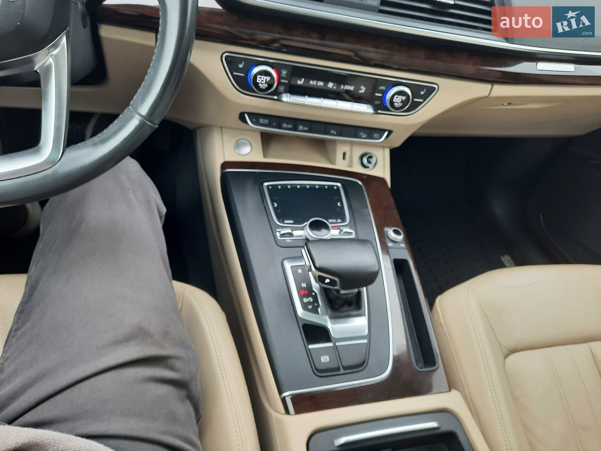 Audi Q5 2018 VIN WA1BNAFY4J2172819 фото оголошення 69 з 83