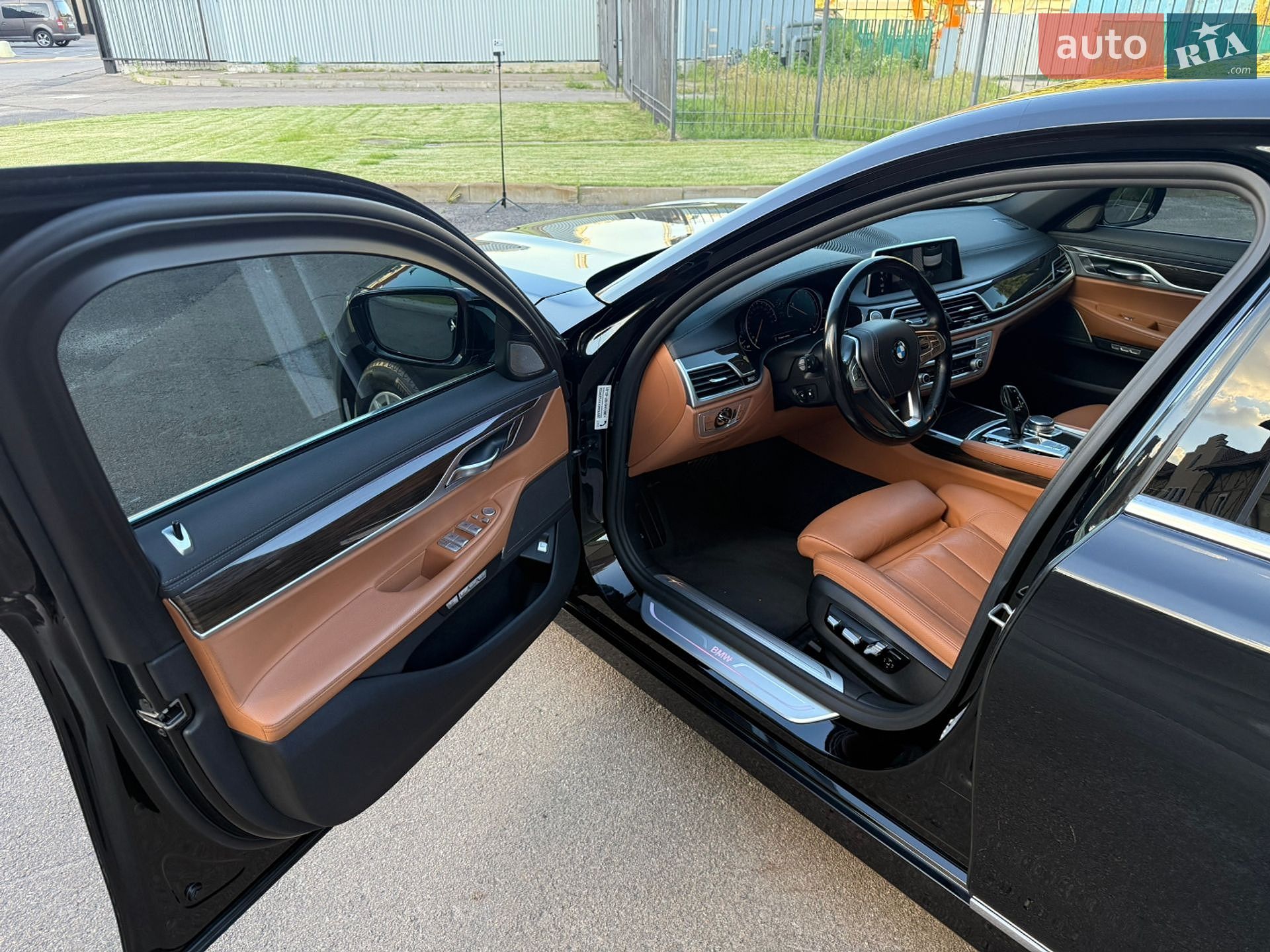 BMW 7 Series 2017 VIN WBA7C01090G493590 фото оголошення 11 з 38