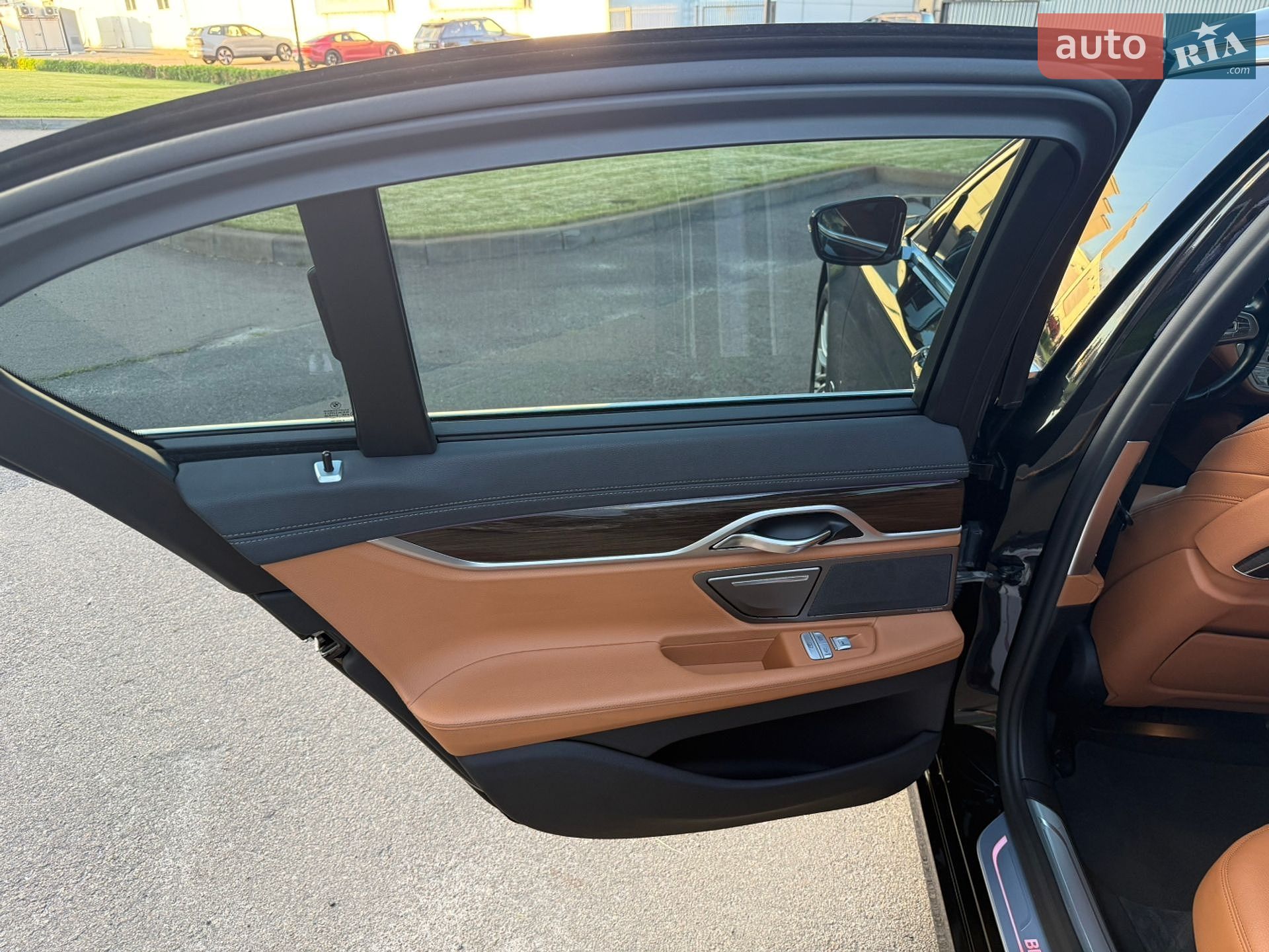 BMW 7 Series 2017 VIN WBA7C01090G493590 фото оголошення 25 з 38