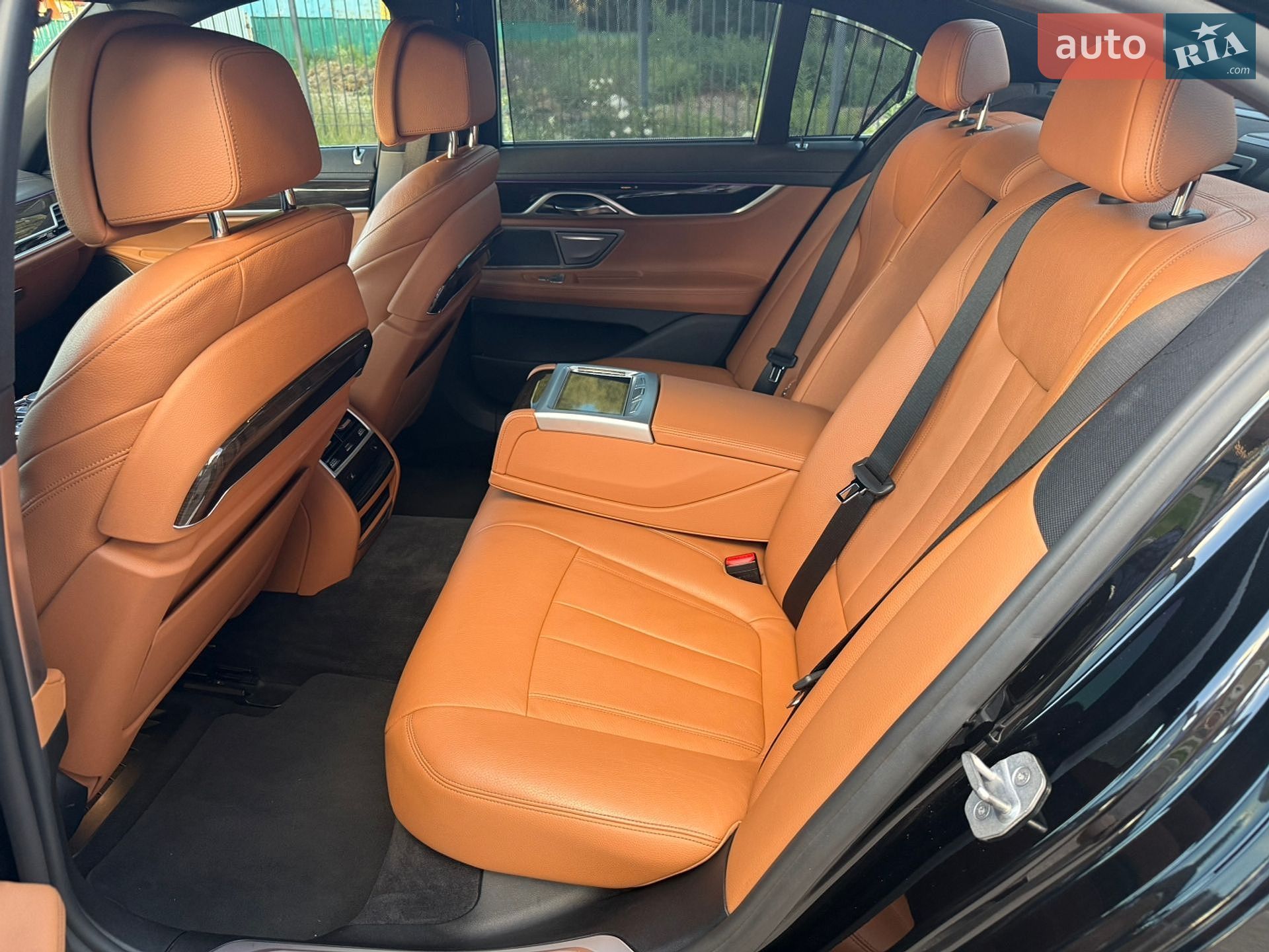 BMW 7 Series 2017 VIN WBA7C01090G493590 фото оголошення 34 з 38