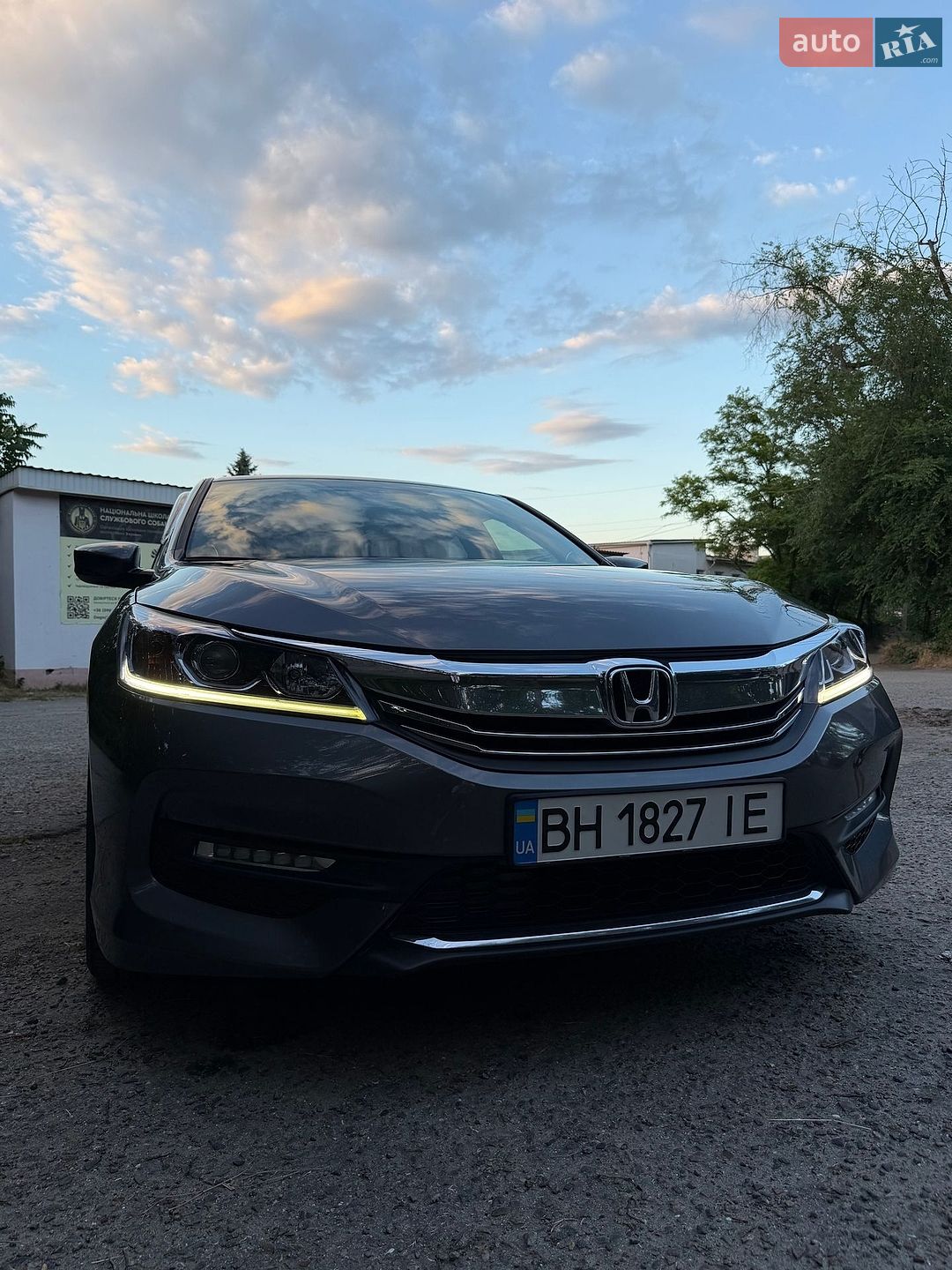 Honda Accord 2016 VIN 1HGCR2F56GA160116 фото оголошення 7 з 17