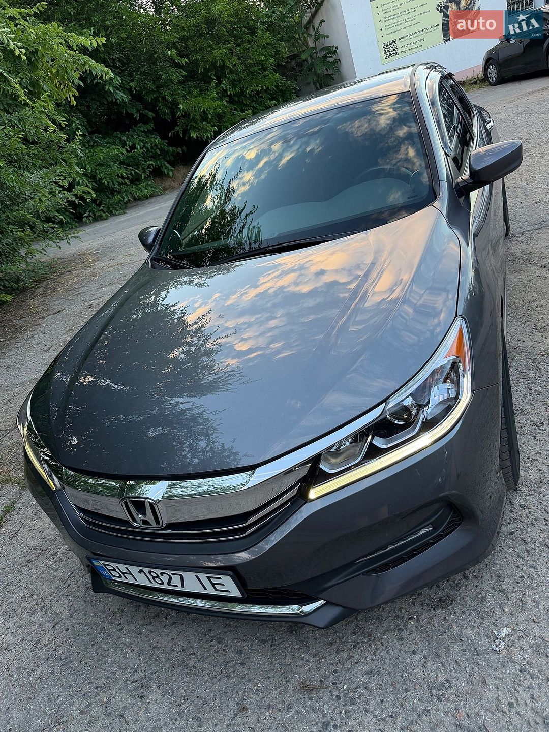 Honda Accord 2016 VIN 1HGCR2F56GA160116 фото оголошення 9 з 17