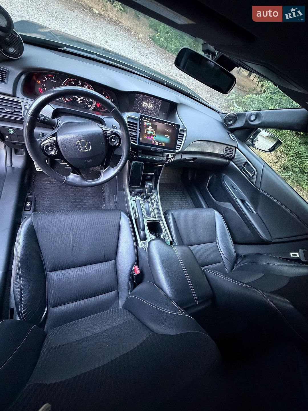 Honda Accord 2016 VIN 1HGCR2F56GA160116 фото оголошення 11 з 17