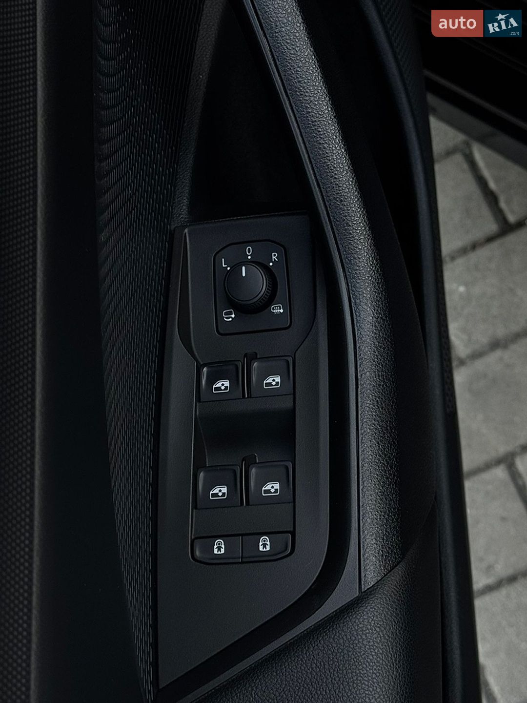 Skoda Octavia 2021 VIN TMBJJ7NX7MY085121 фото оголошення 25 з 35
