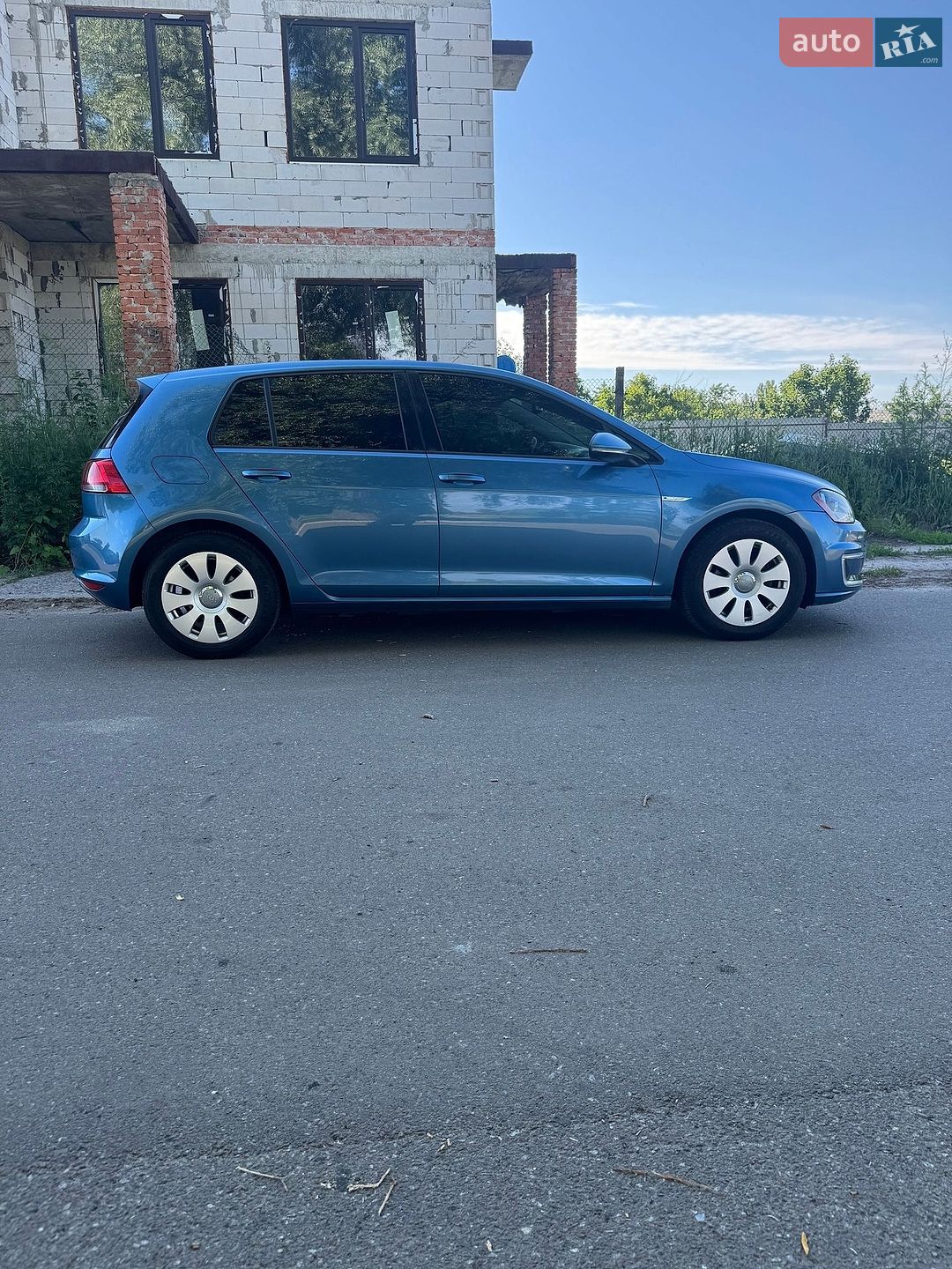 Volkswagen e-Golf 2015 VIN WVWKP7AU7FW906151 фото оголошення 15 з 23