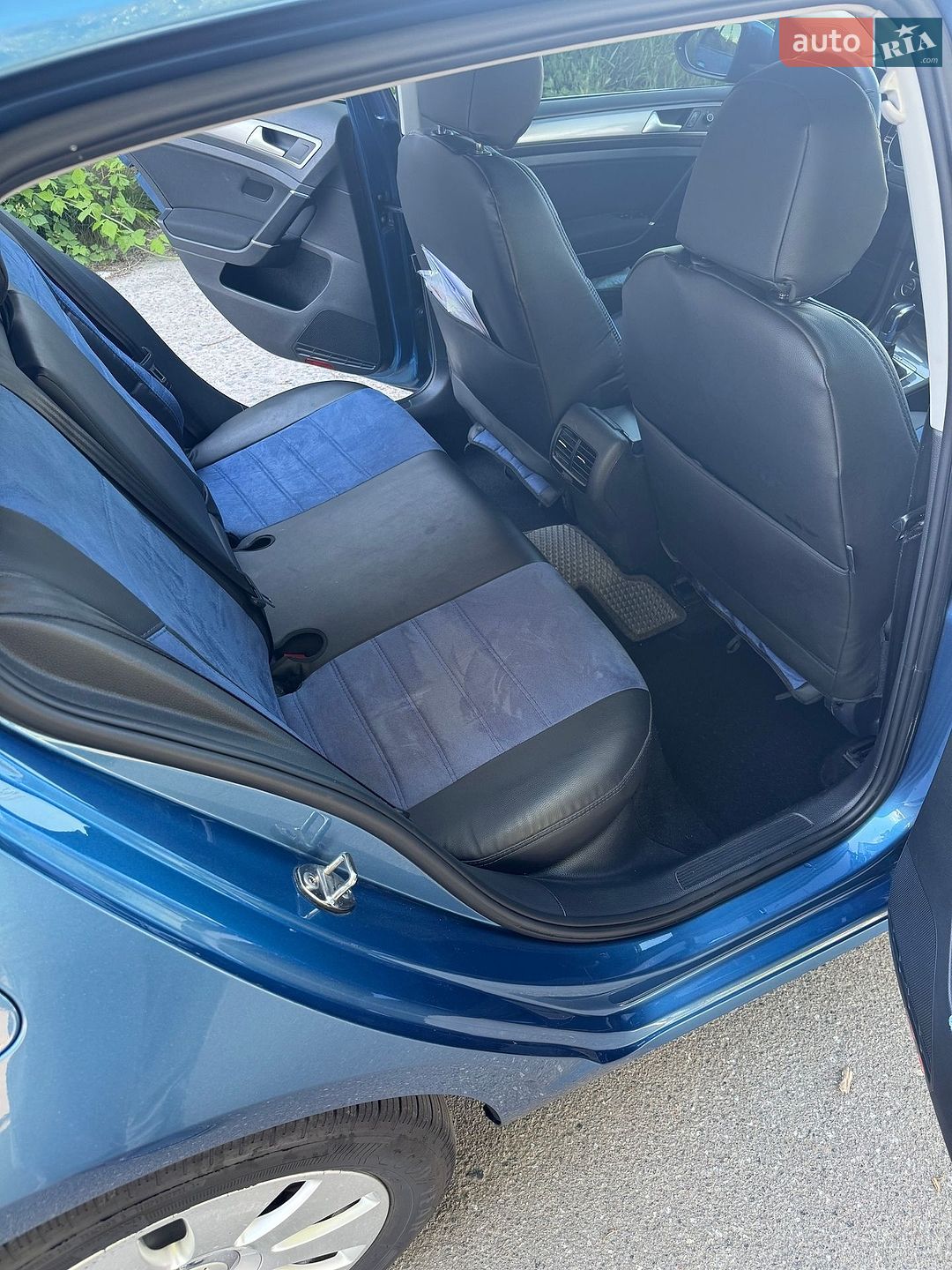 Volkswagen e-Golf 2015 VIN WVWKP7AU7FW906151 фото оголошення 18 з 23
