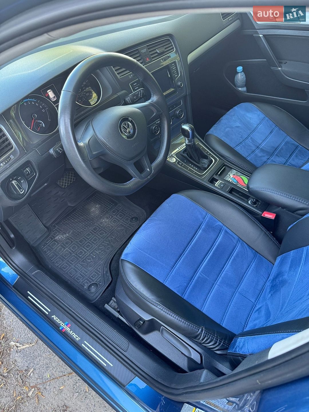Volkswagen e-Golf 2015 VIN WVWKP7AU7FW906151 фото оголошення 20 з 23