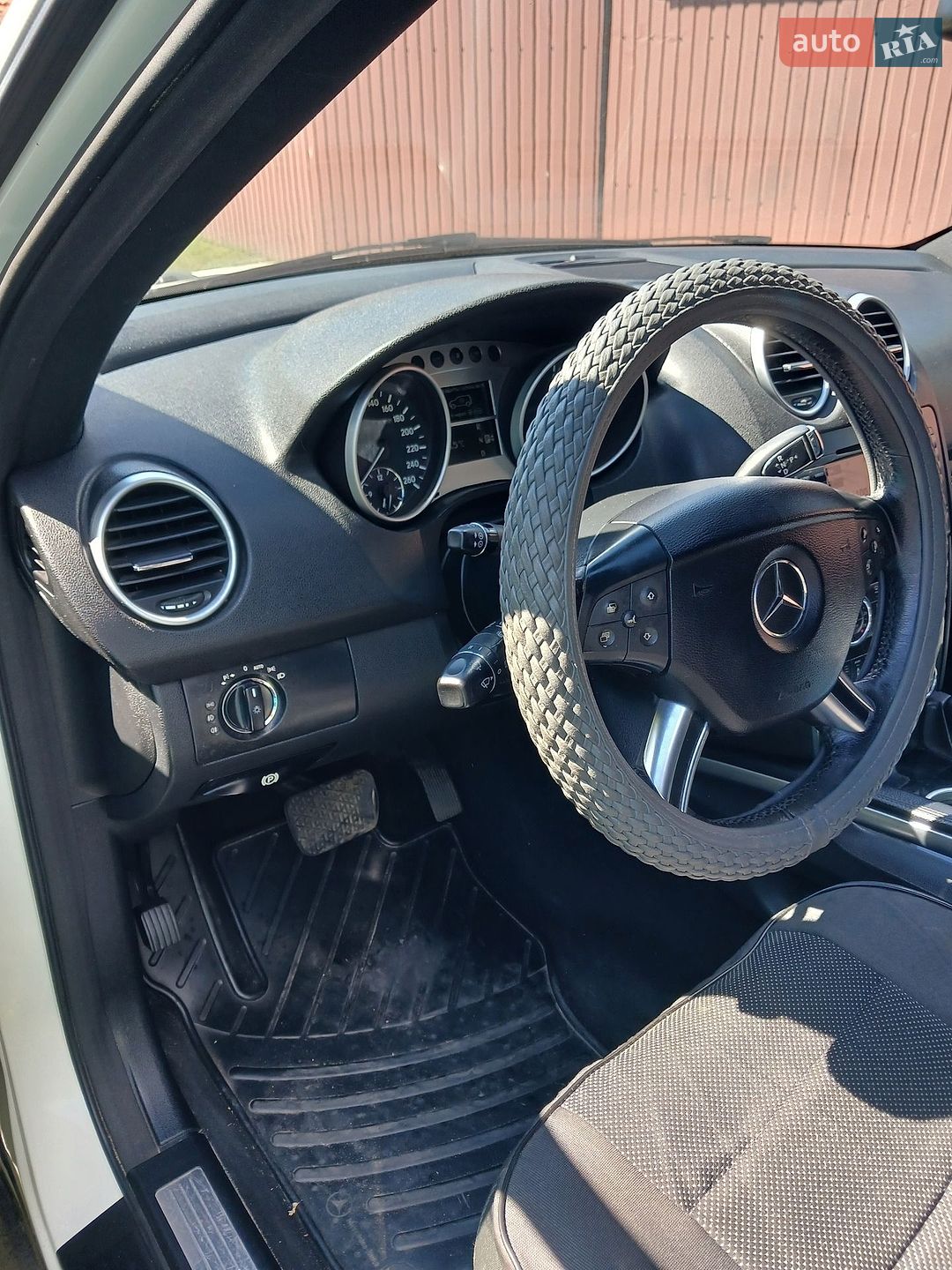 Mercedes-Benz M-Class 2008 VIN WDC1641861A422557 фото оголошення 10 з 13