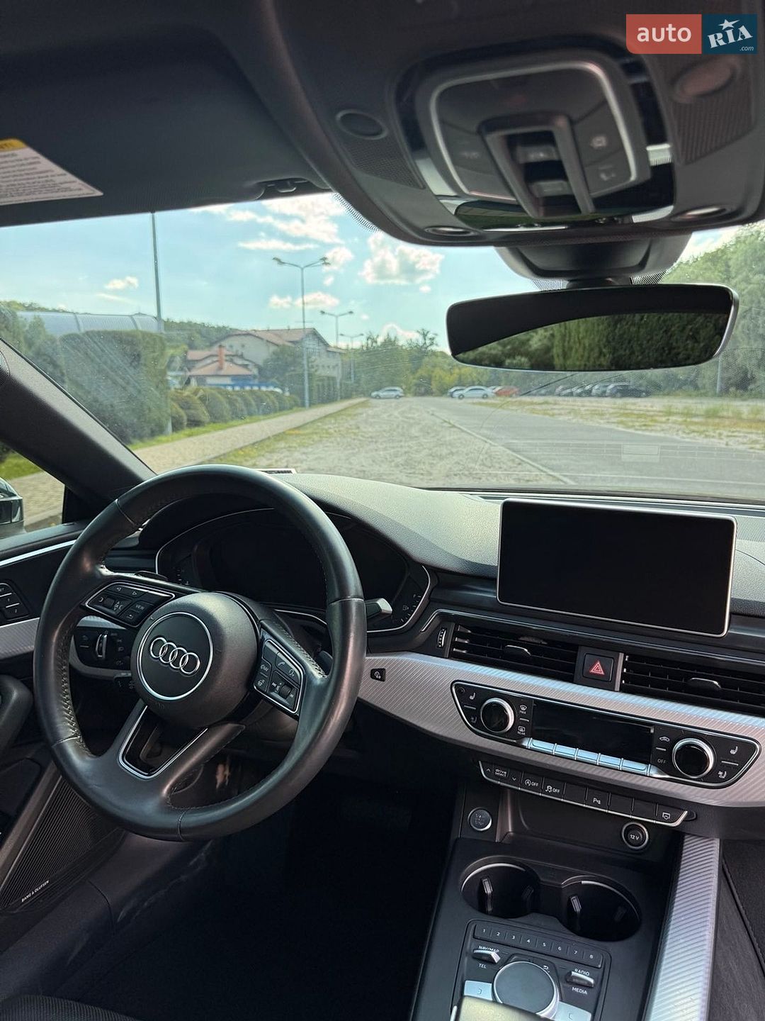 Audi A5 2017 VIN WAUTNAF53JA034448 фото оголошення 11 з 30