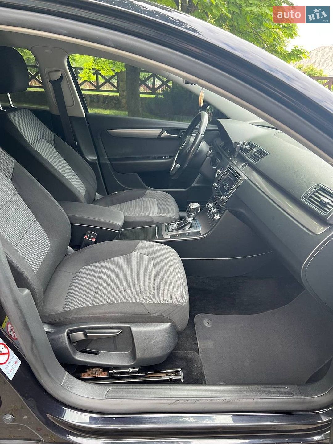Volkswagen Passat 2012 VIN WVWZZZ3CZCE135500 фото оголошення 10 з 12