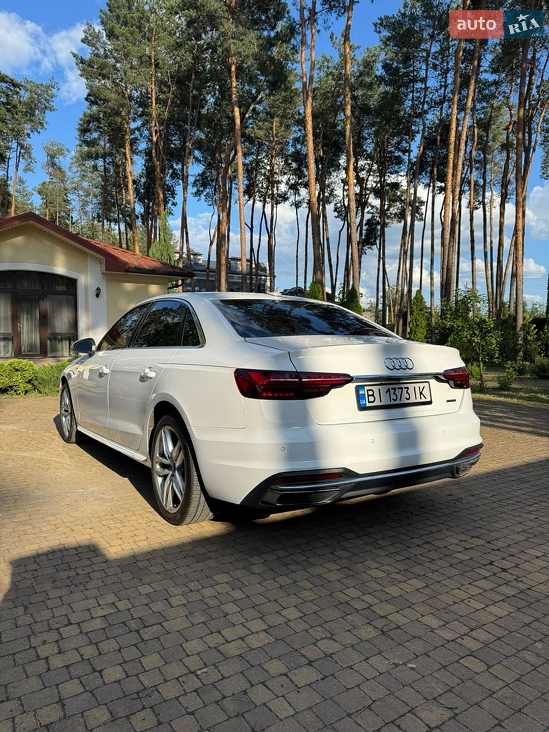 Audi A4 2020 VIN WAUENAF48LN011579 фото оголошення 7 з 42
