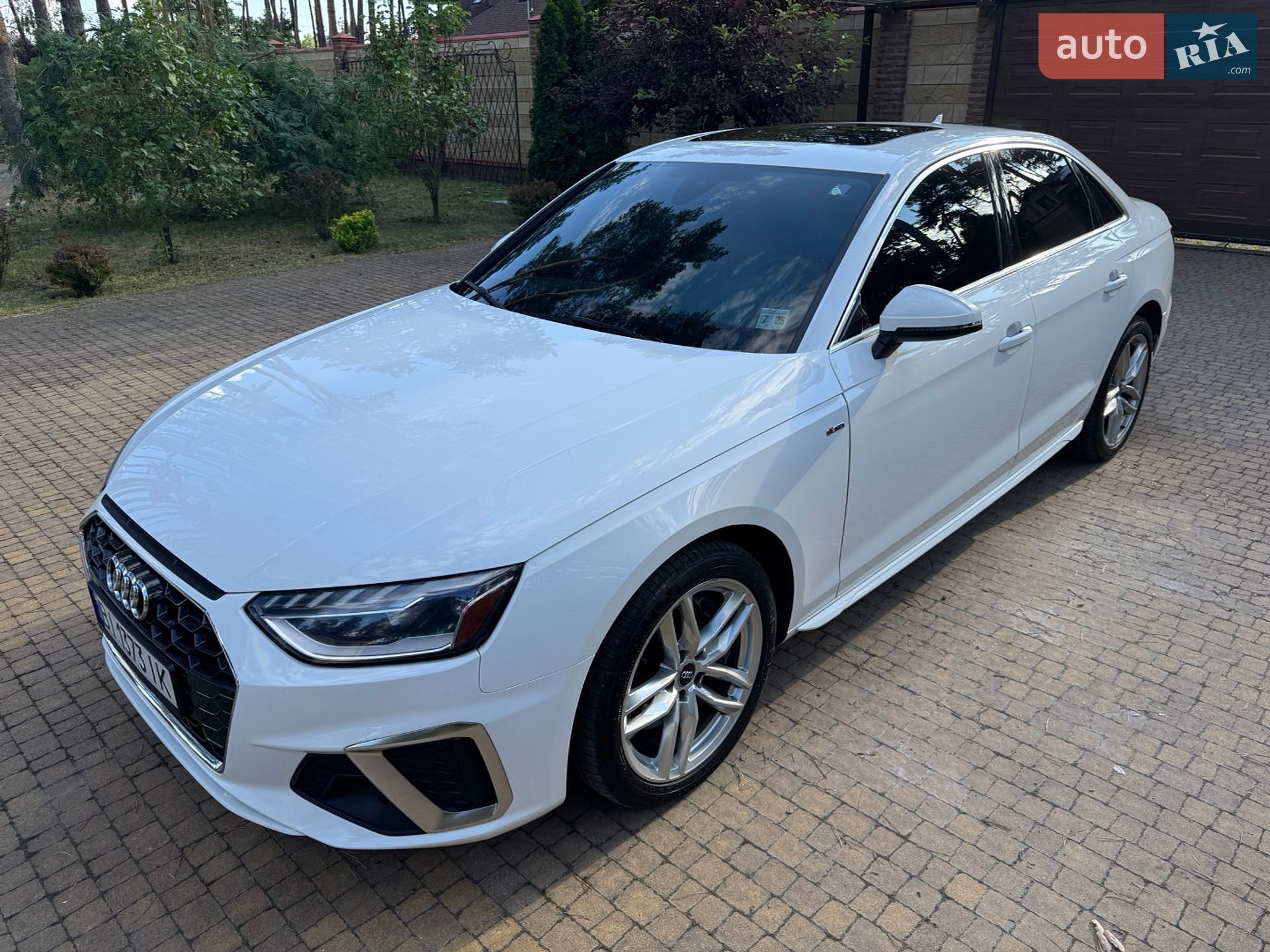 Audi A4 2020 VIN WAUENAF48LN011579 фото оголошення 3 з 42