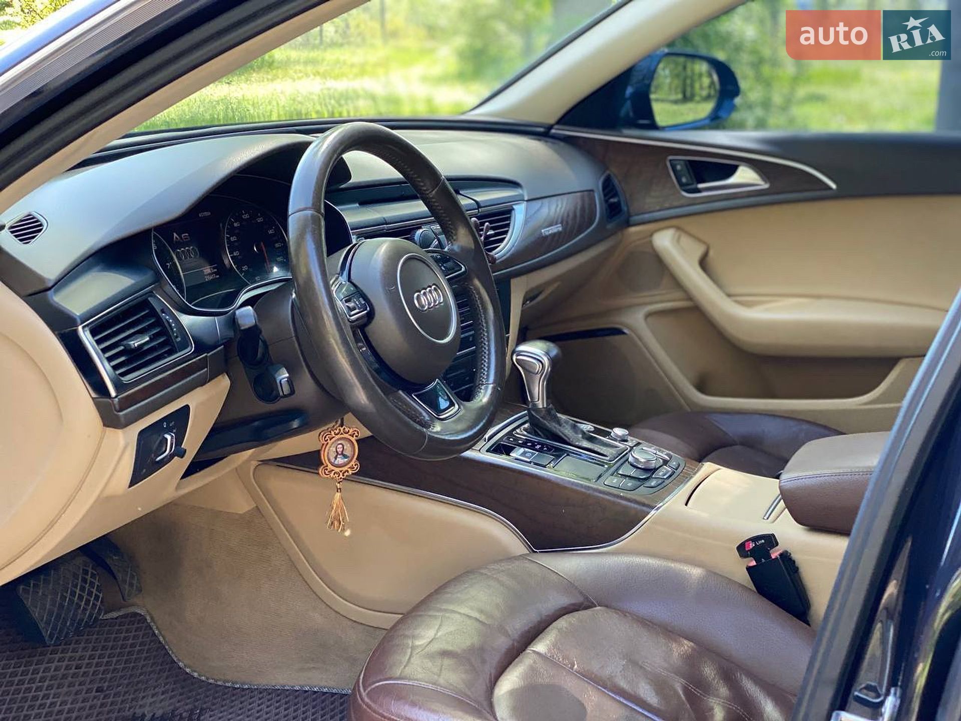 Audi A6 2014 VIN WAUGFAFC0FN003316 фото оголошення 9 з 17