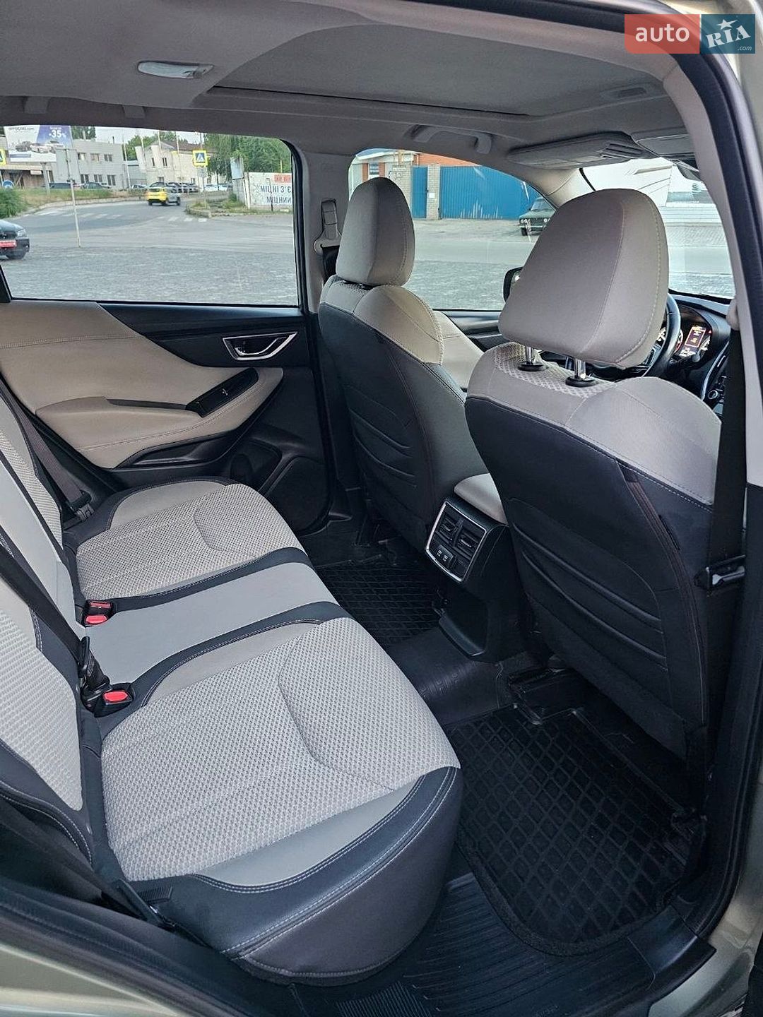 Subaru Forester 2019 VIN JF2SKAJC2LH497173 фото оголошення 27 з 42