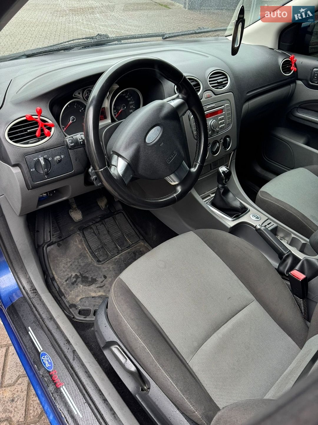 Ford Focus 2008 VIN WF0SXXGCDS8T17915 фото оголошення 3 з 17