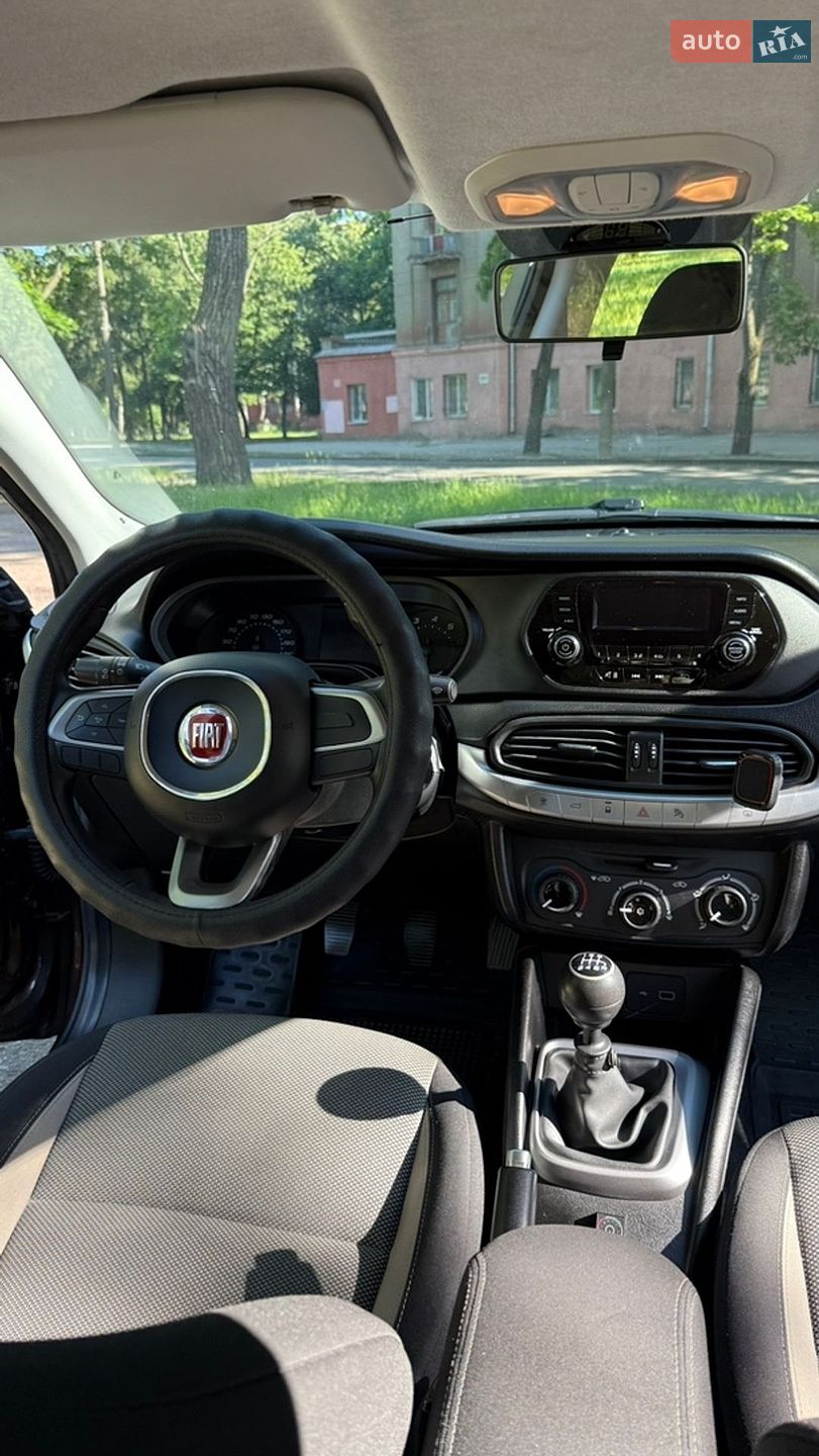 Fiat Tipo 2019 VIN ZFA35600006P31475 фото оголошення 9 з 14