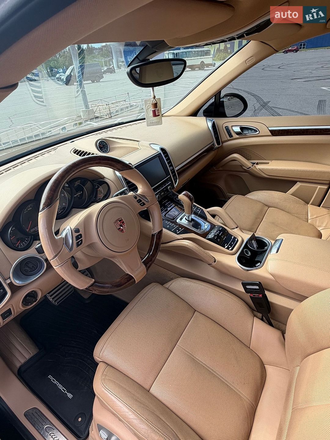 Porsche Cayenne 2013 VIN WP1ZZZ92ZDLA95190 фото оголошення 8 з 9