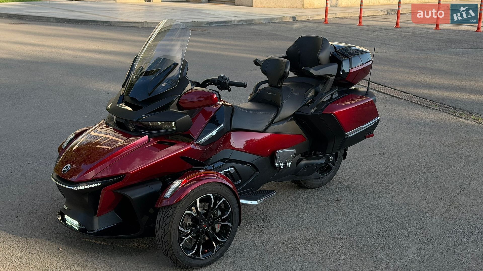 BRP Spyder 2022 VIN 2BXNBDD29NV004703 фото оголошення 3 з 7