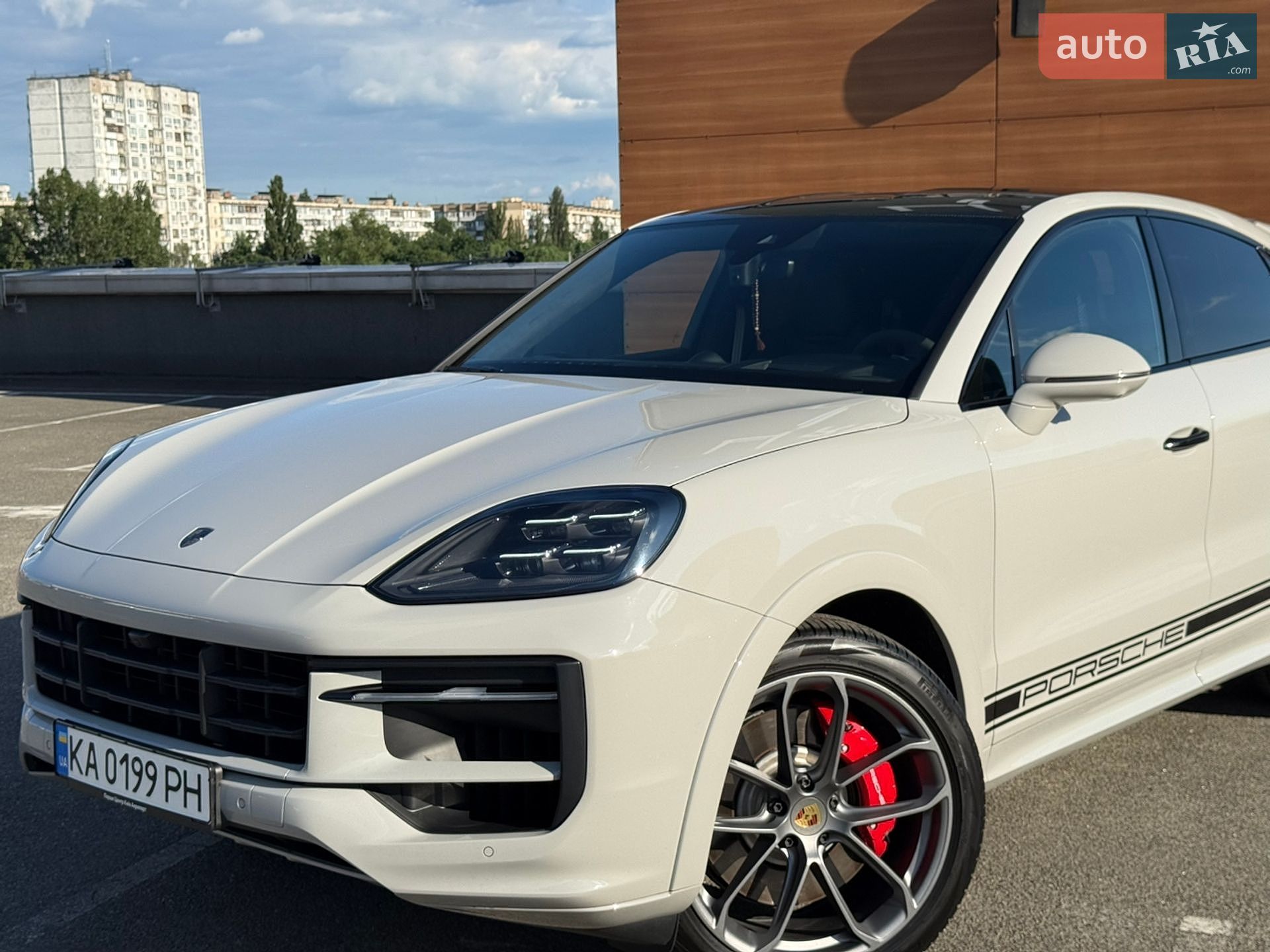 Porsche Cayenne Coupe 2024 VIN WP1BL2AYXRDA62641 фото оголошення 2 з 60