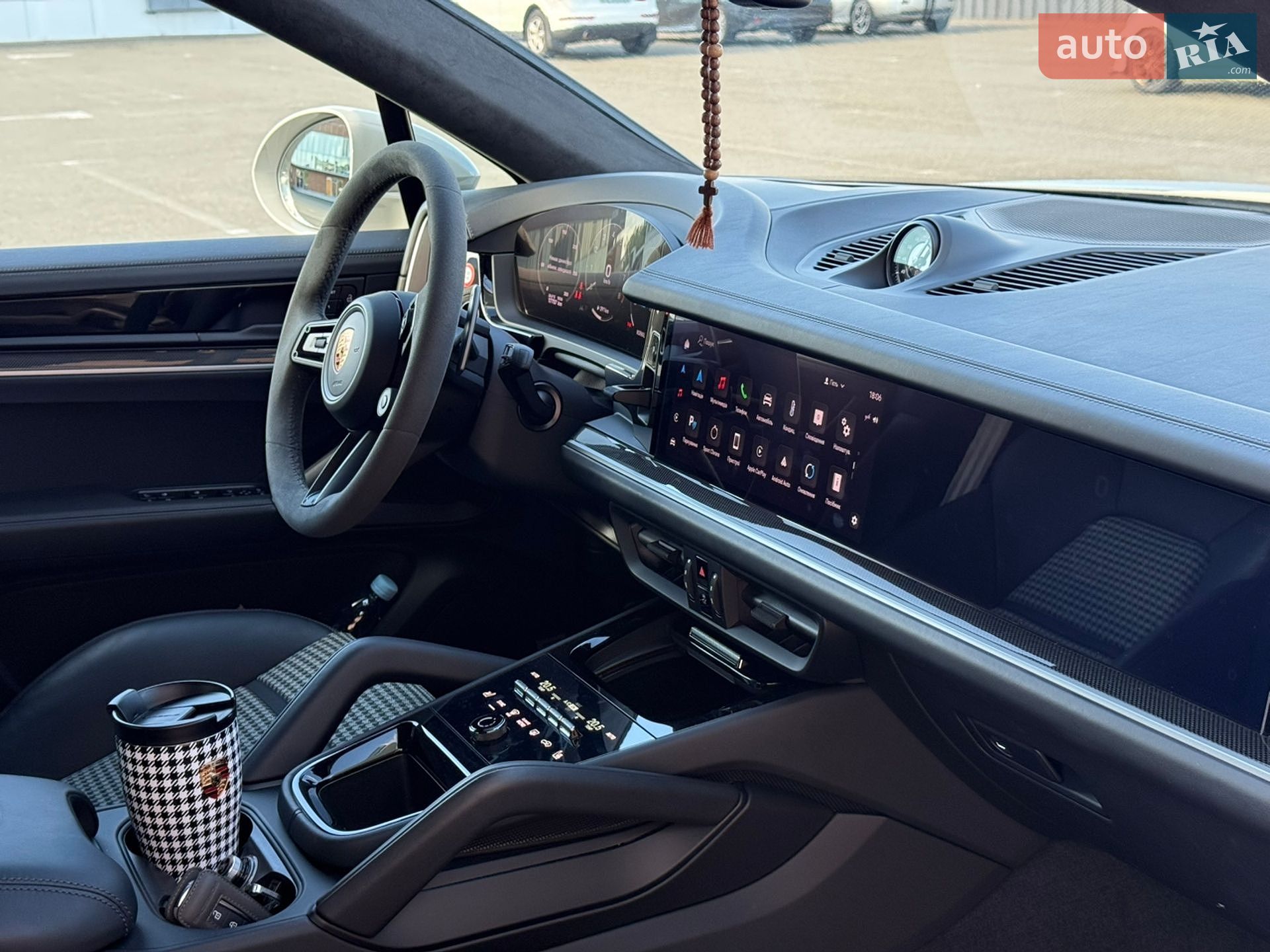 Porsche Cayenne Coupe 2024 VIN WP1BL2AYXRDA62641 фото оголошення 3 з 60