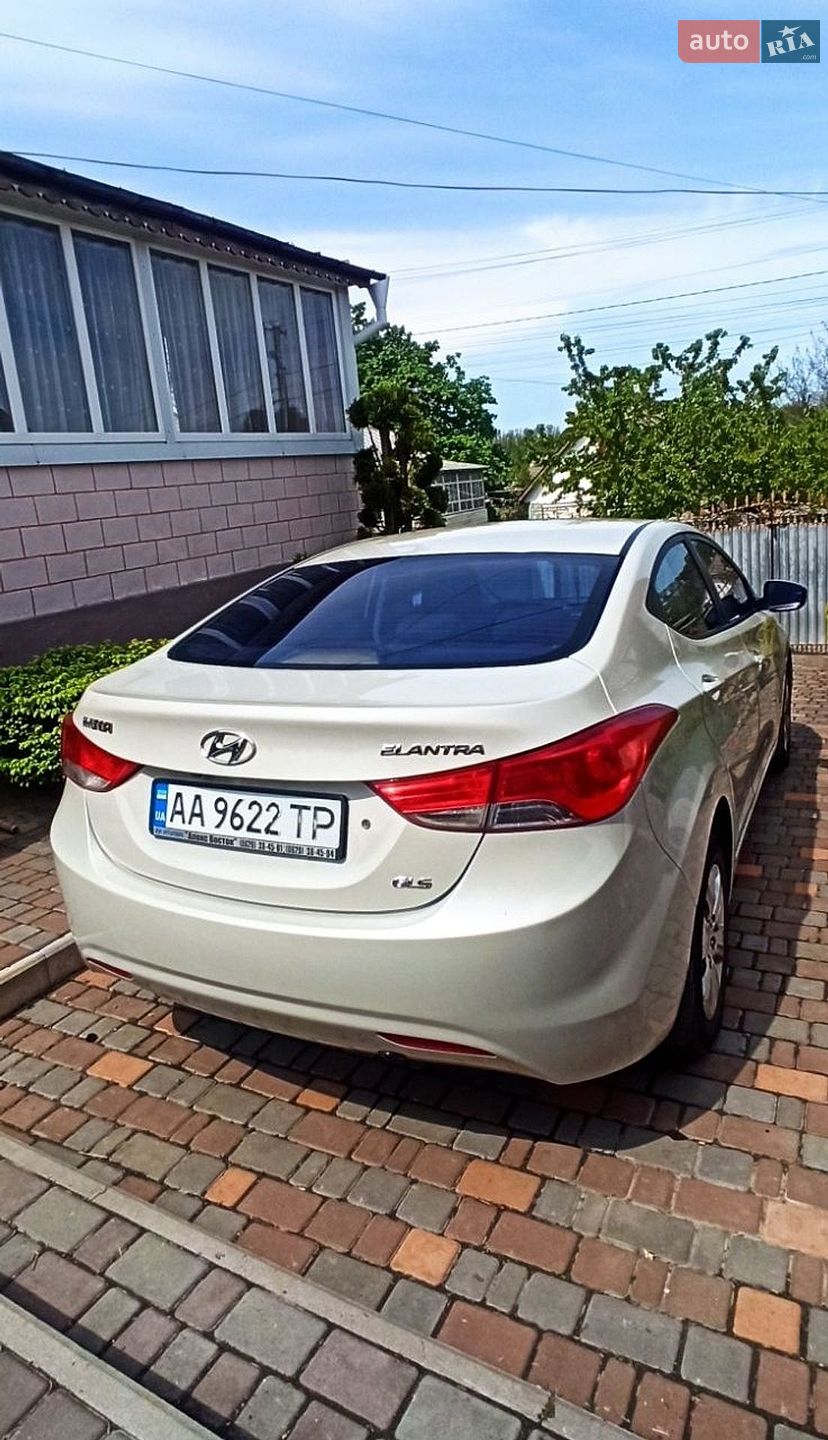 Hyundai Elantra 2013 VIN KMHDH41CBDU955547 фото оголошення 2 з 14