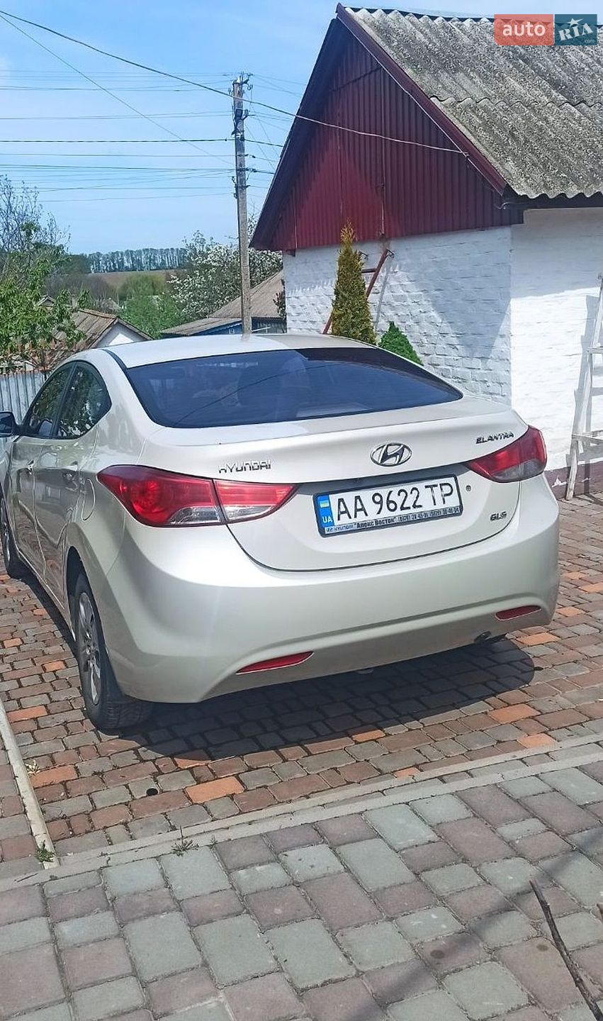 Hyundai Elantra 2013 VIN KMHDH41CBDU955547 фото оголошення 4 з 14