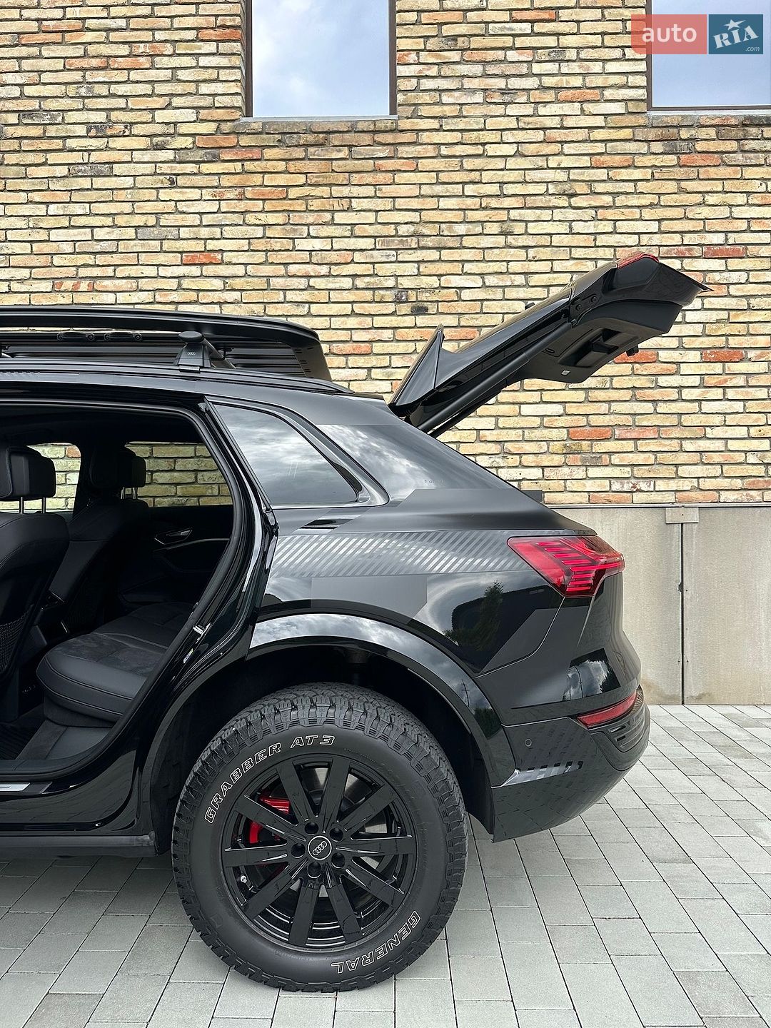 Audi Q8 e-tron 2024 VIN WAUZZZGE9RB063485 фото оголошення 5 з 32