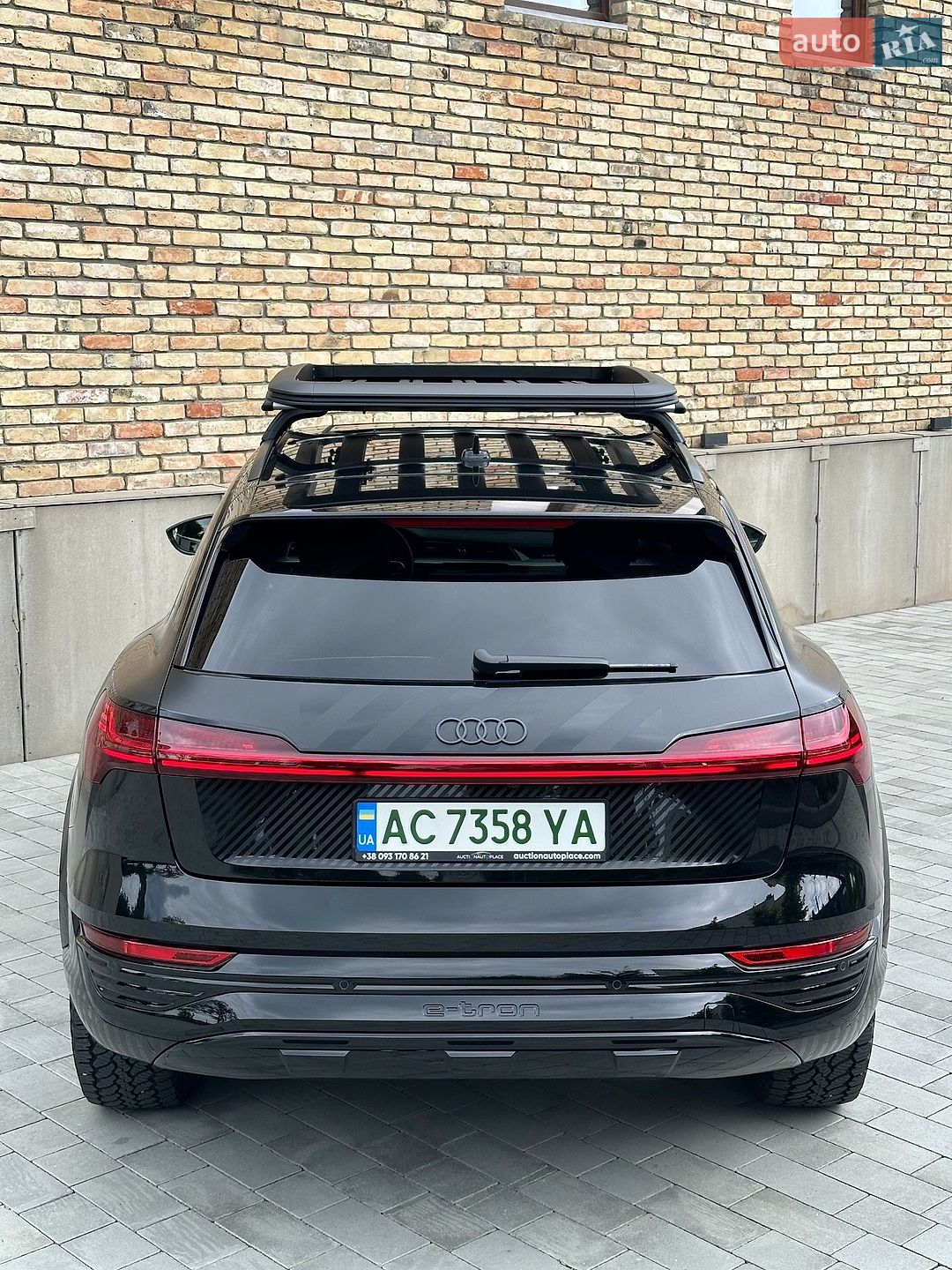 Audi Q8 e-tron 2024 VIN WAUZZZGE9RB063485 фото оголошення 11 з 32