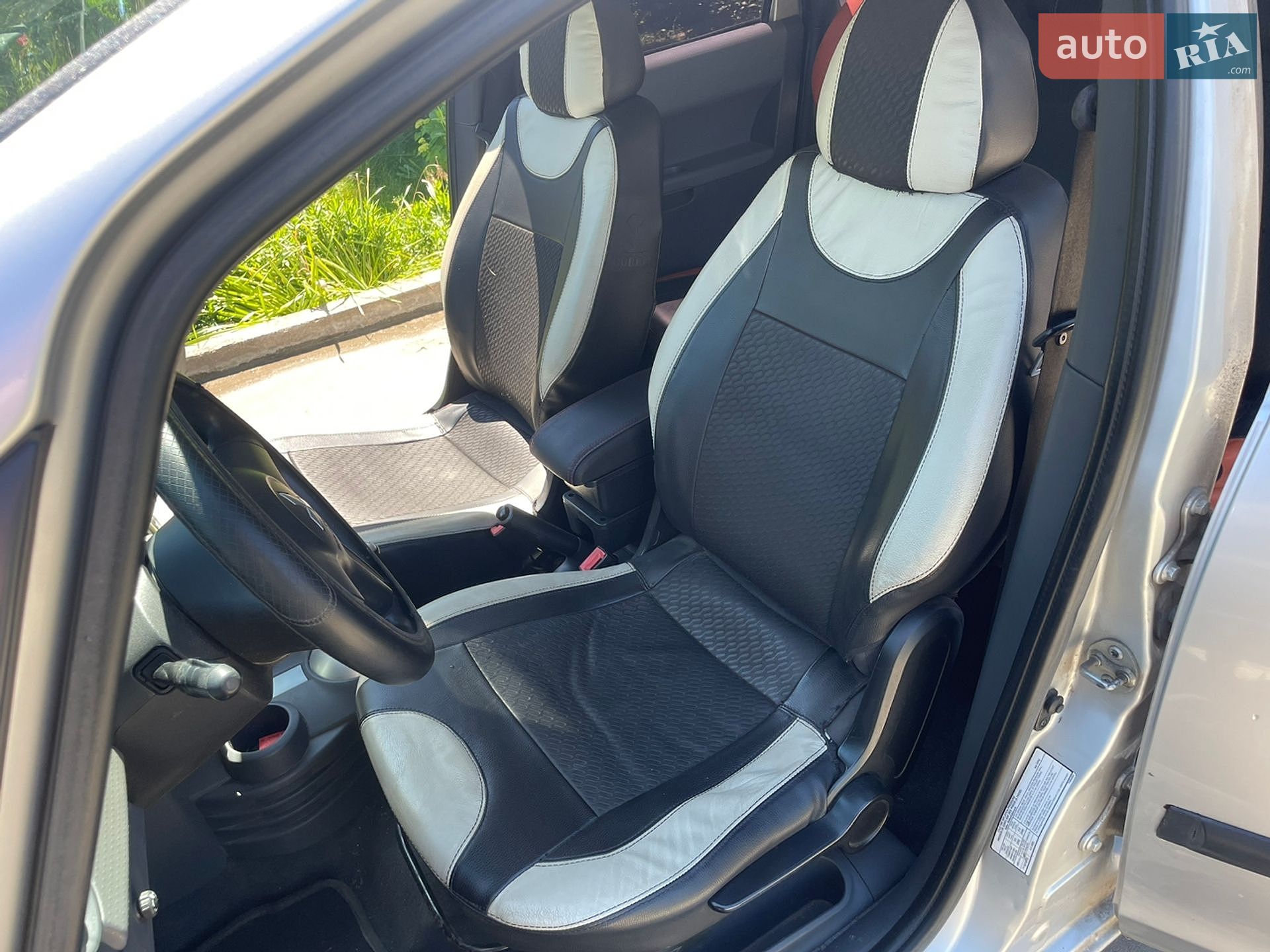 Mitsubishi Colt 2006 VIN XMCXJZ34A7F041407 фото оголошення 13 з 14