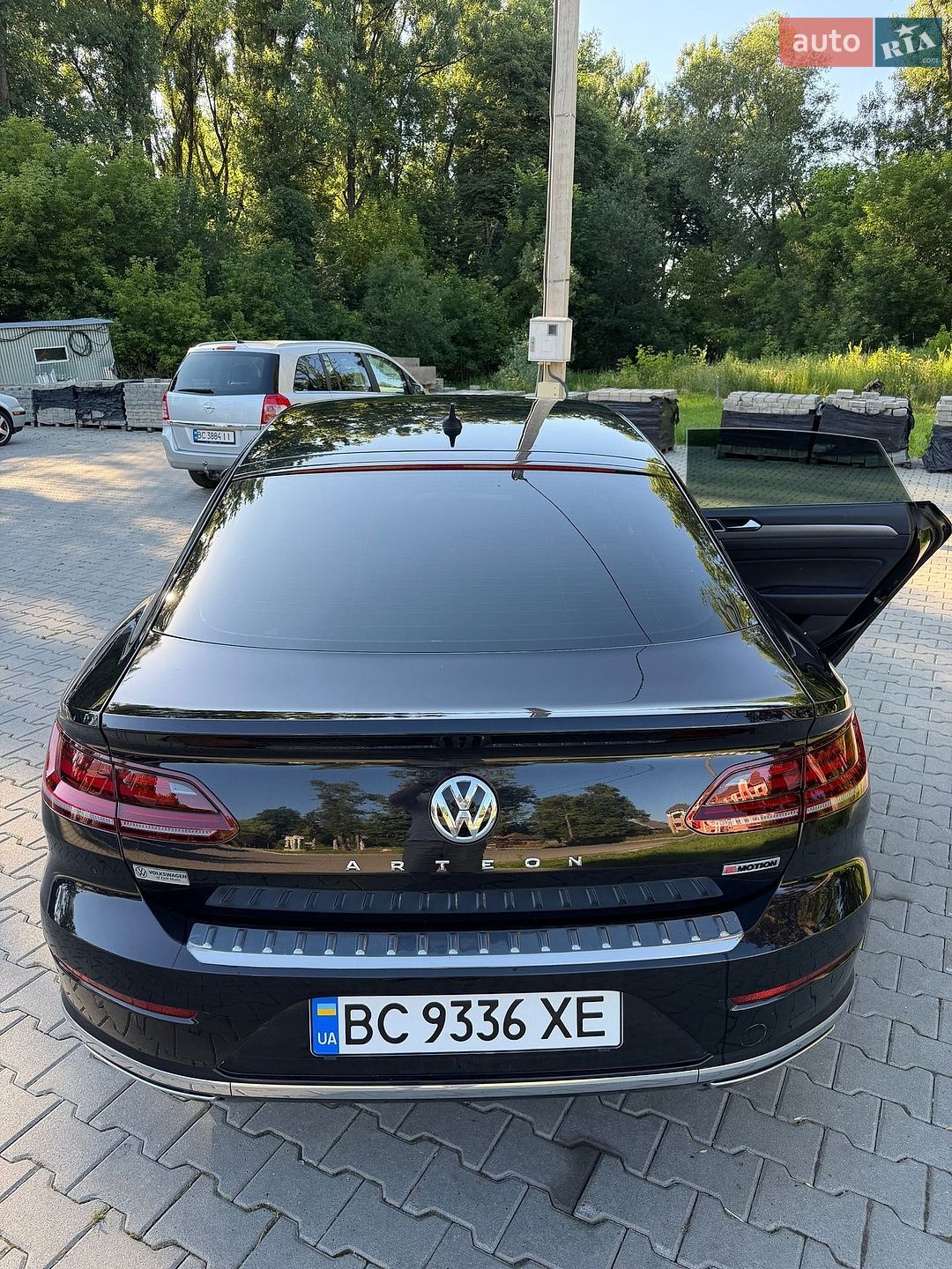 Volkswagen Arteon 2018 VIN WVWBR7AN3KE000890 фото оголошення 15 з 20