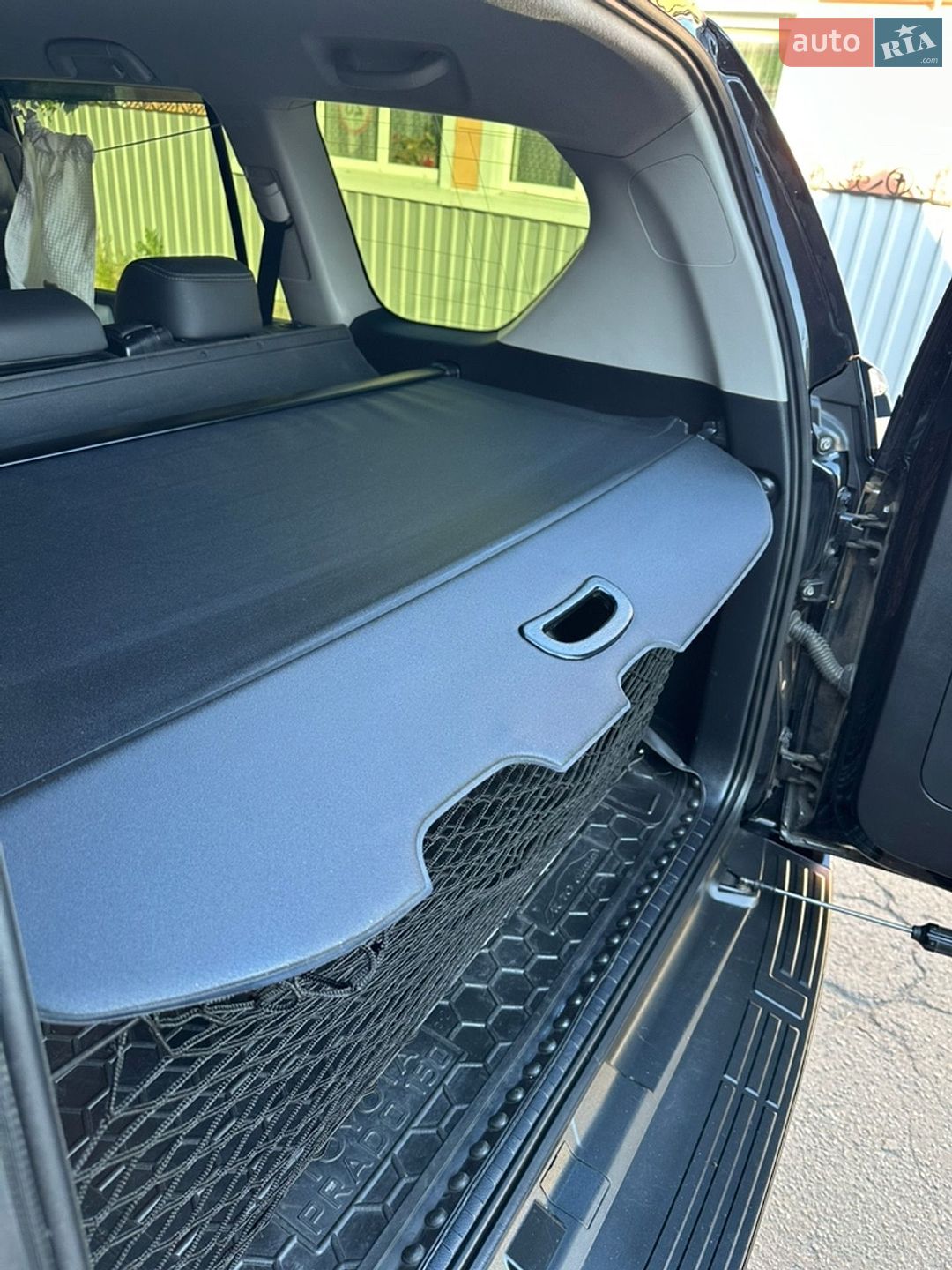 Toyota Land Cruiser Prado 2019 VIN JTEBR3FJ50K150430 фото оголошення 17 з 26