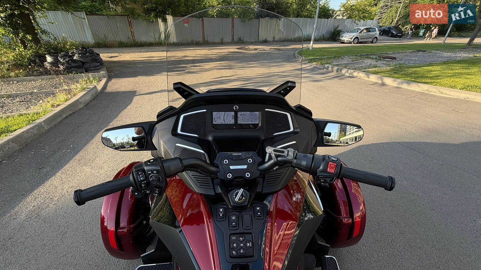 BRP Spyder 2022 VIN 2BXNBDD29NV004703 фото оголошення 5 з 7