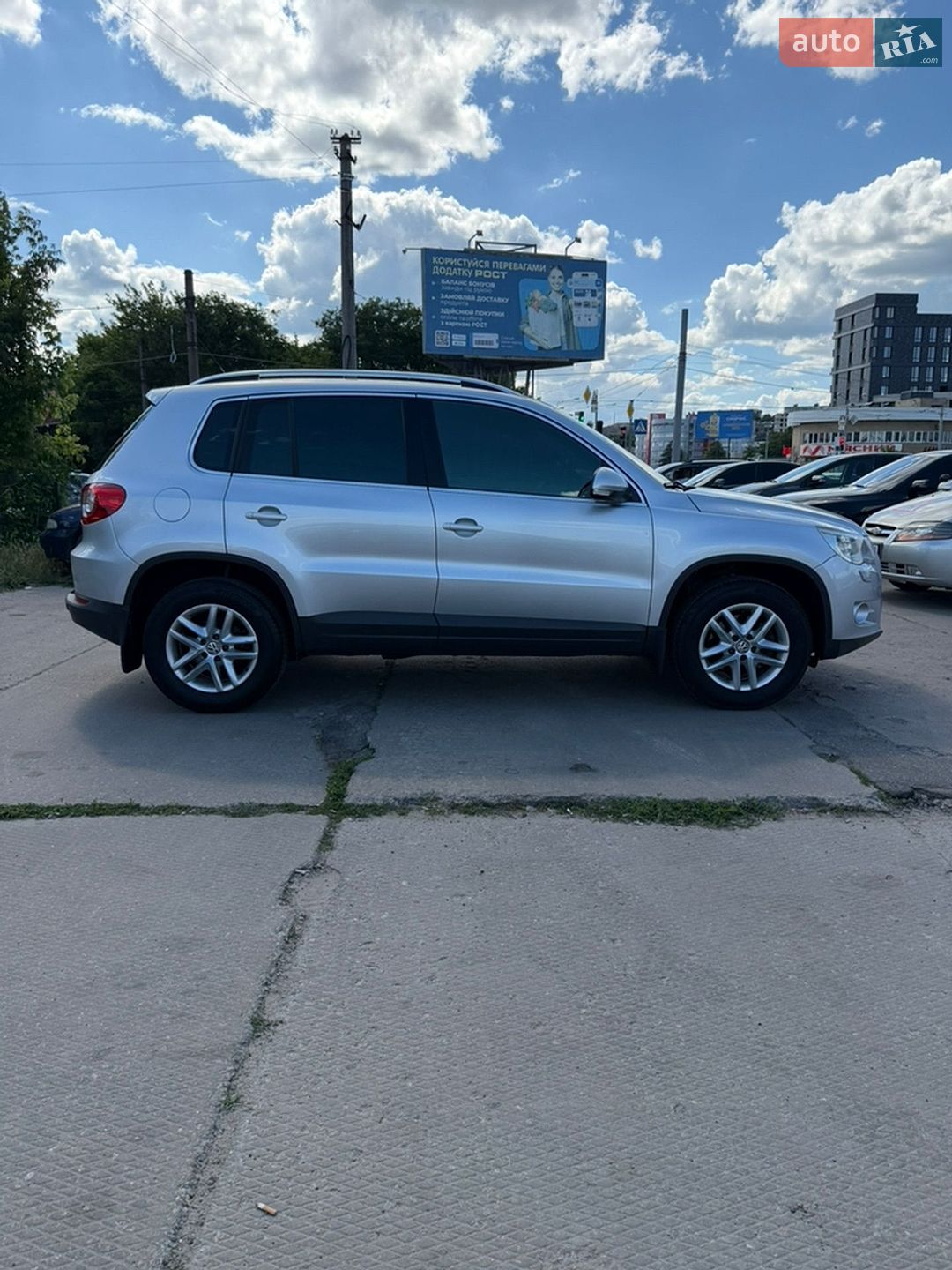 Volkswagen Tiguan 2010 VIN WVGZZZ5NZAW515243 фото оголошення 4 з 16