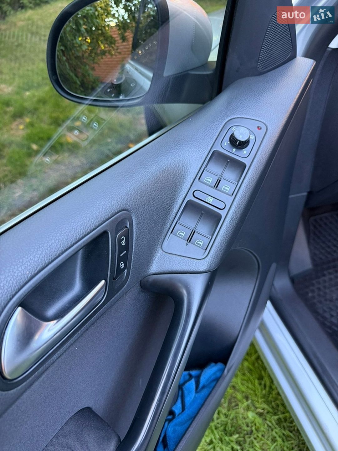 Volkswagen Tiguan 2010 VIN WVGZZZ5NZAW515243 фото оголошення 10 з 16