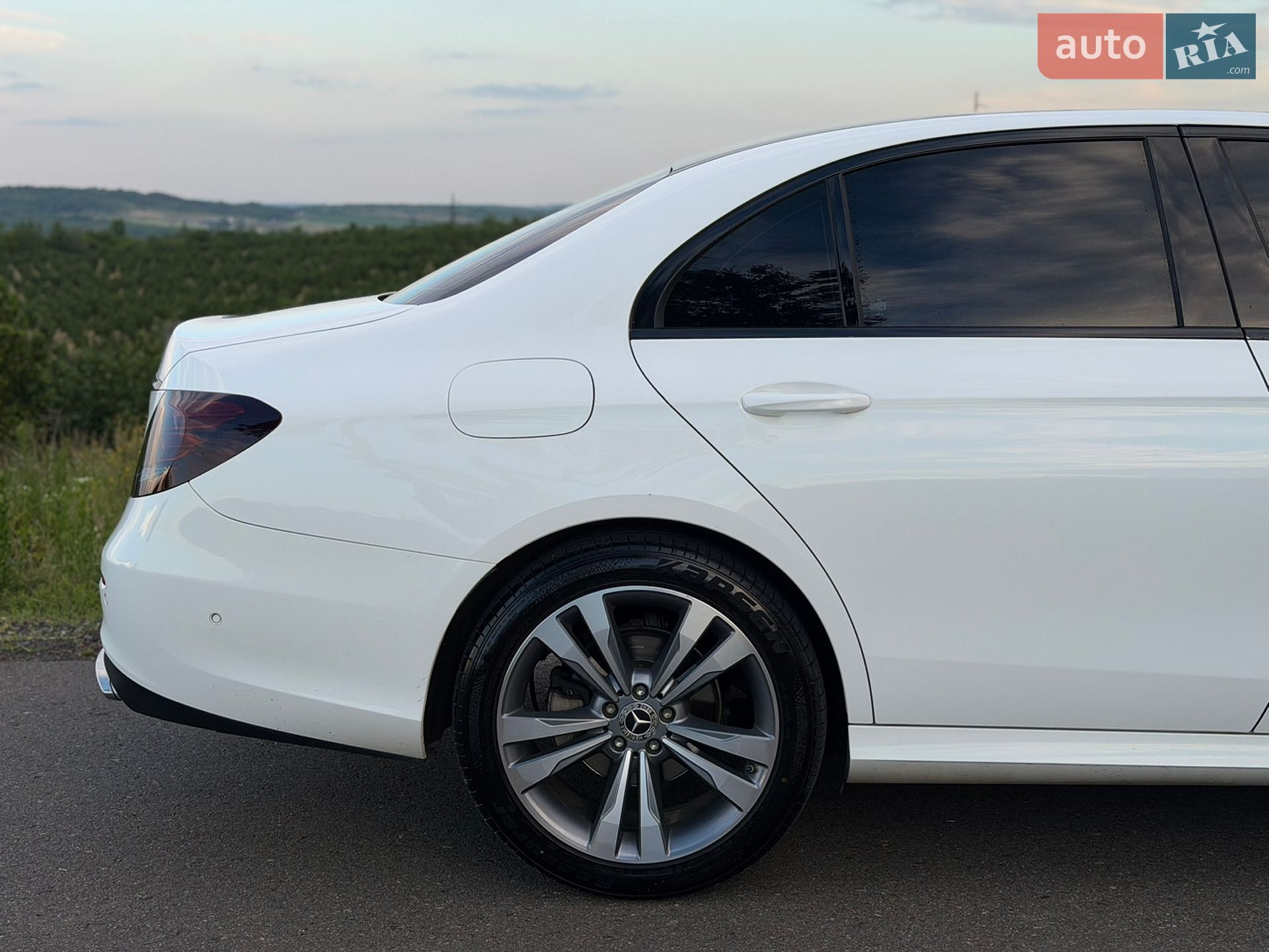 Mercedes-Benz E-Class 2017 VIN WDD2130041A366511 фото оголошення 7 з 40