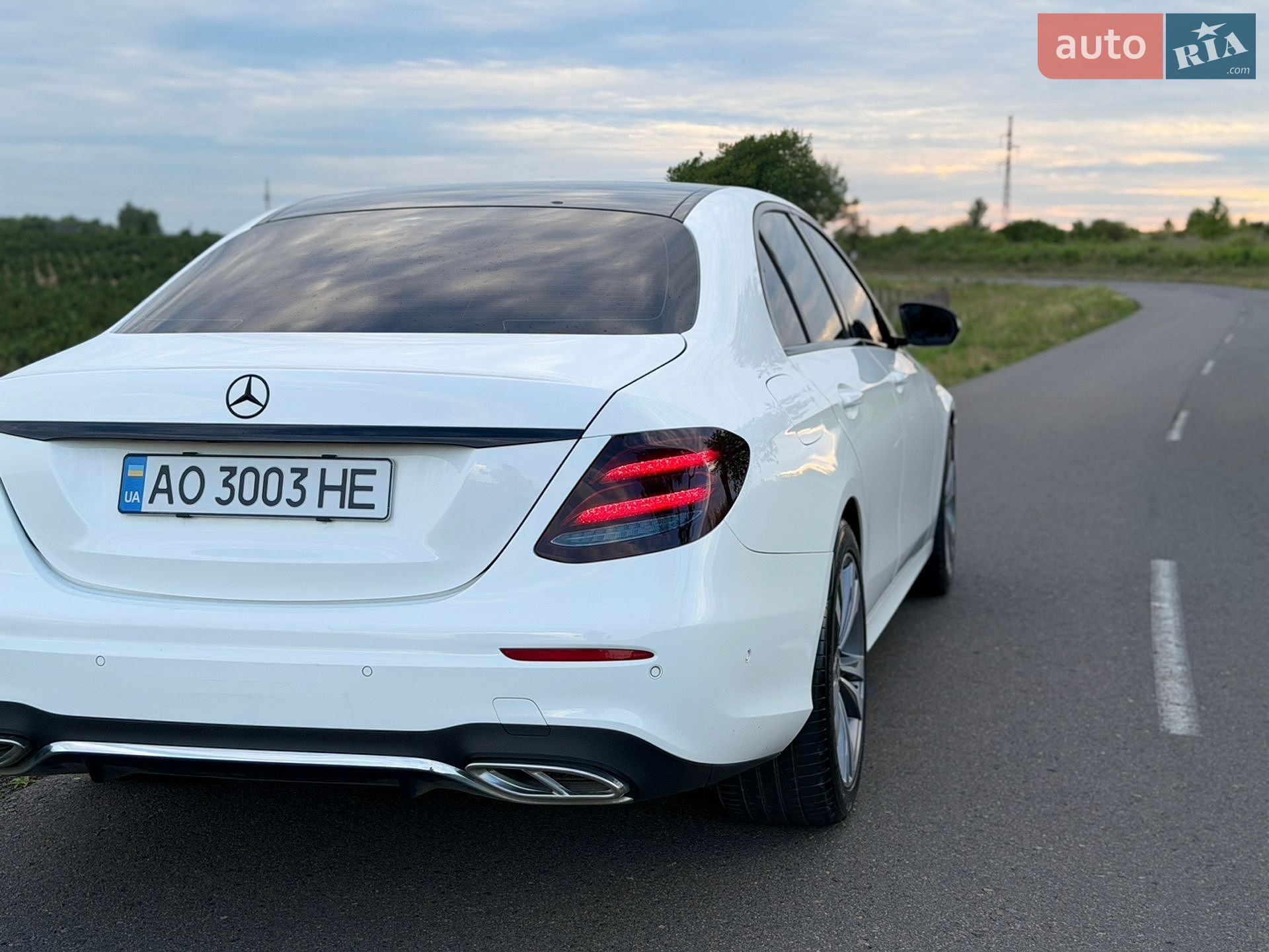 Mercedes-Benz E-Class 2017 VIN WDD2130041A366511 фото оголошення 9 з 40