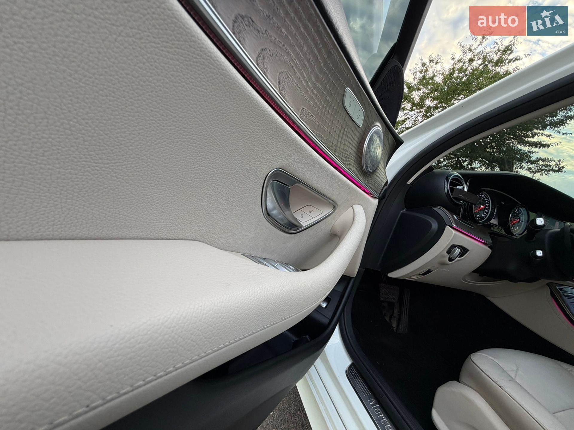 Mercedes-Benz E-Class 2017 VIN WDD2130041A366511 фото оголошення 38 з 40
