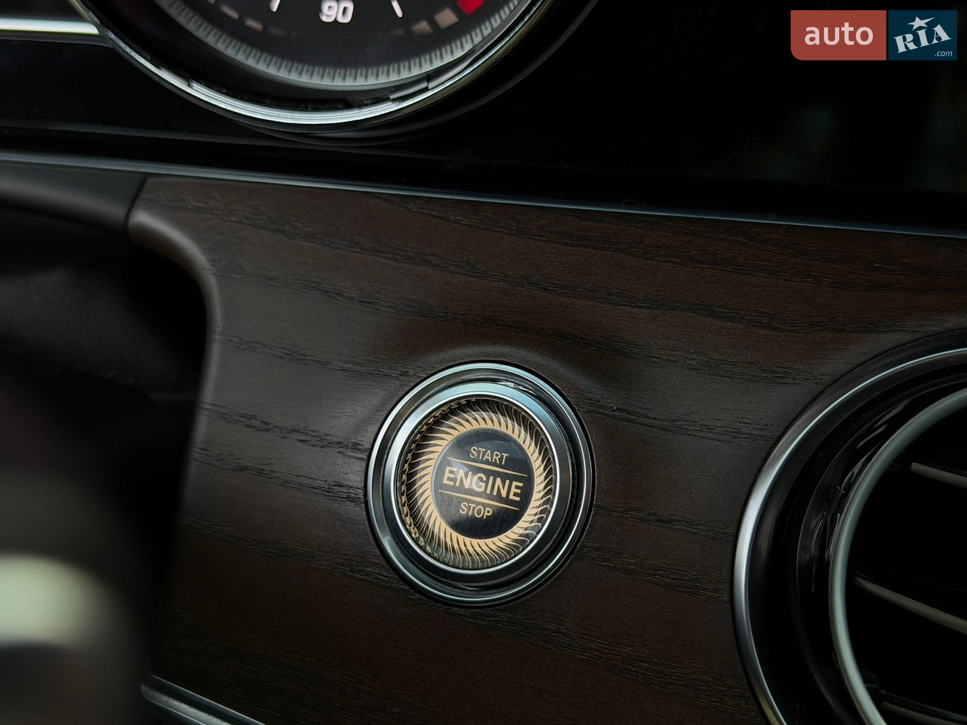 Mercedes-Benz E-Class 2017 VIN WDD2130041A366511 фото оголошення 40 з 40