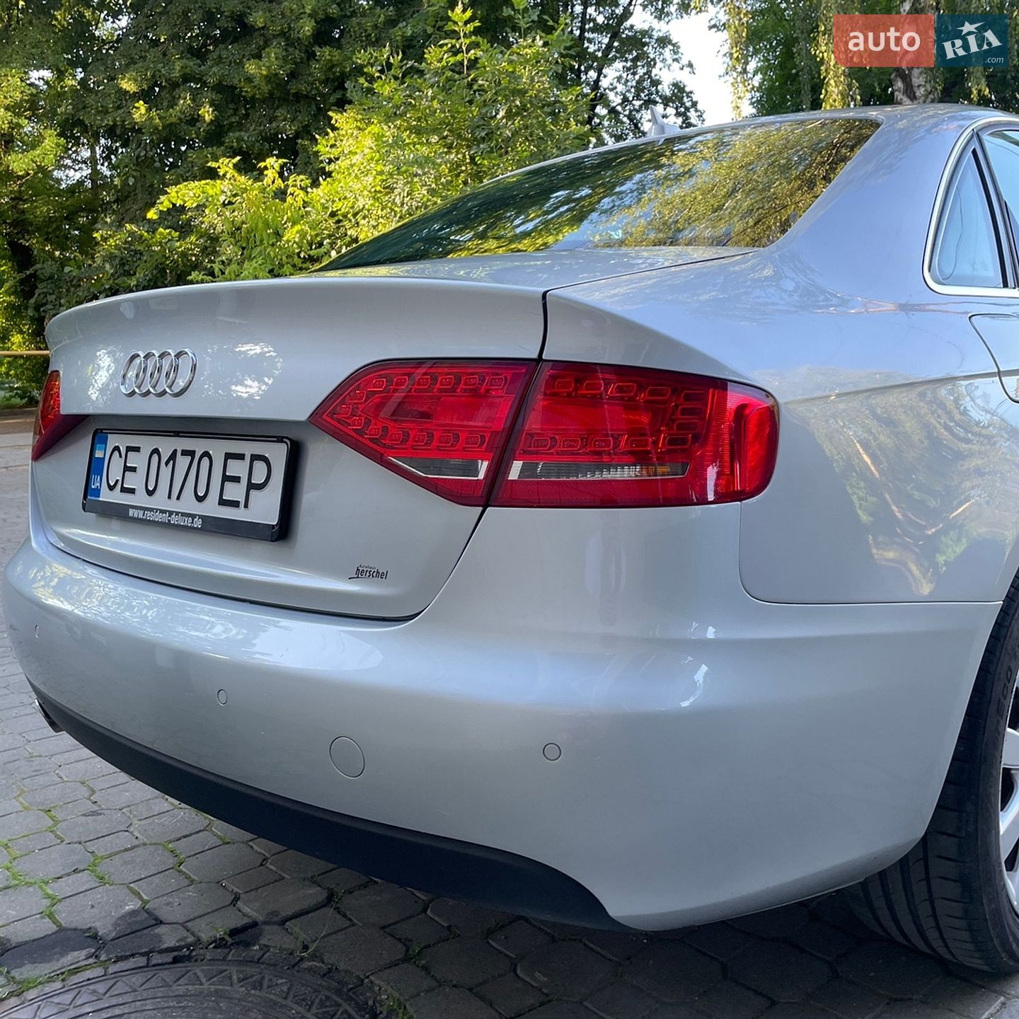 Audi A4 2010 VIN WAUZZZ8K9AN050419 фото оголошення 9 з 17
