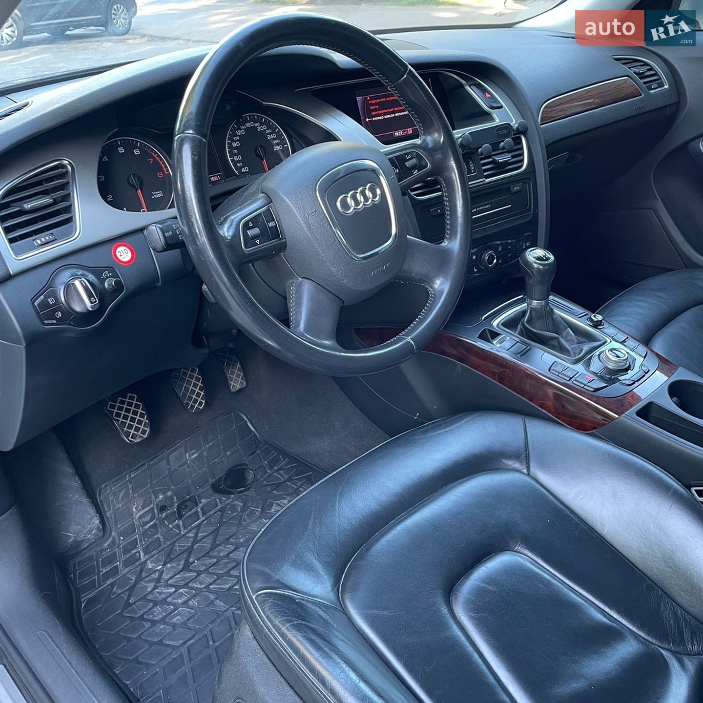 Audi A4 2010 VIN WAUZZZ8K9AN050419 фото оголошення 11 з 17