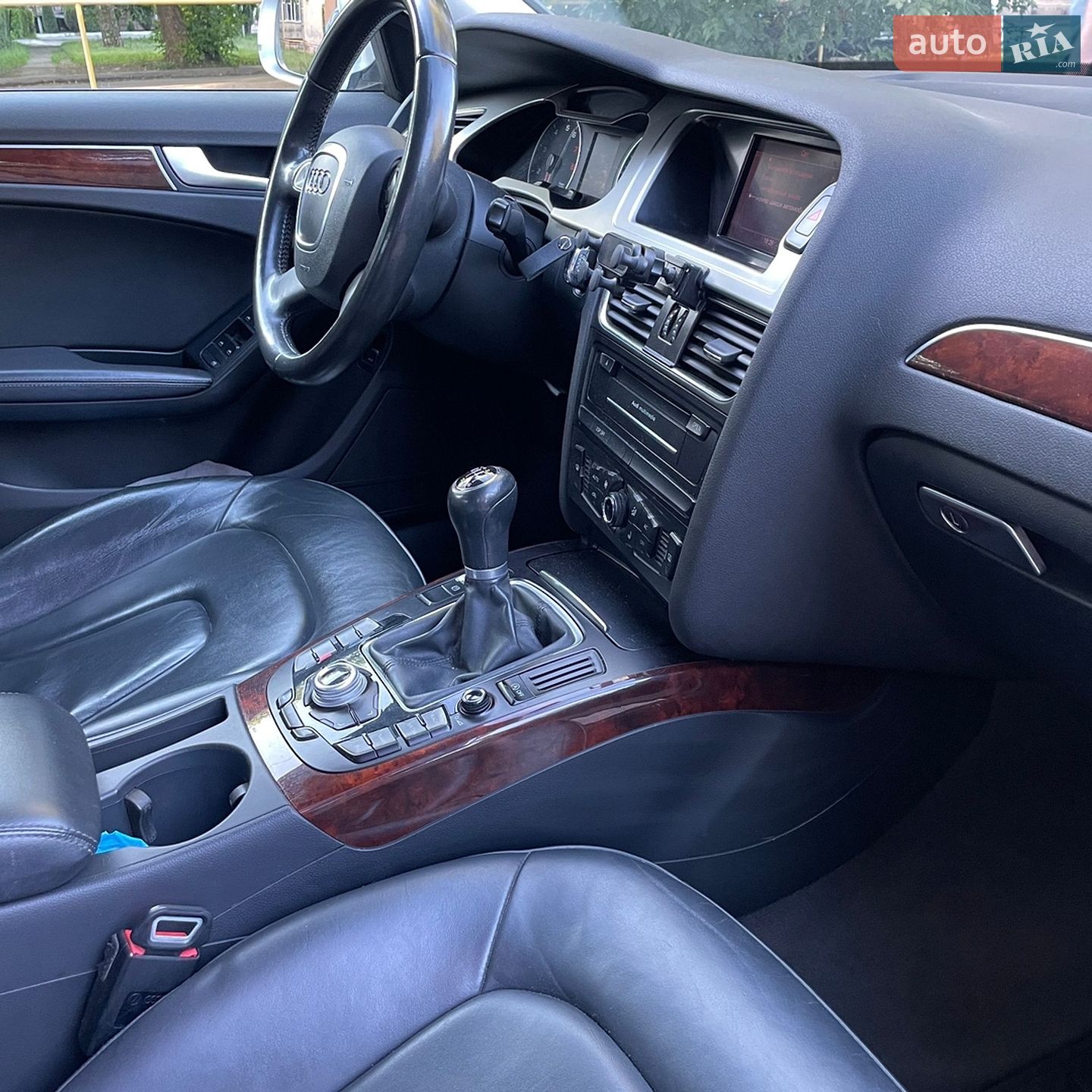 Audi A4 2010 VIN WAUZZZ8K9AN050419 фото оголошення 13 з 17