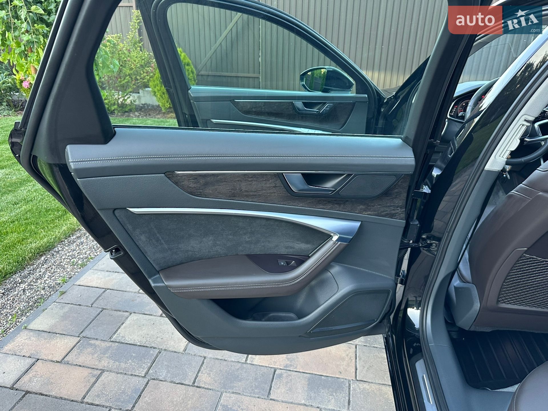 Audi A6 2018 VIN WAUZZZF26KN004678 фото оголошення 29 з 133