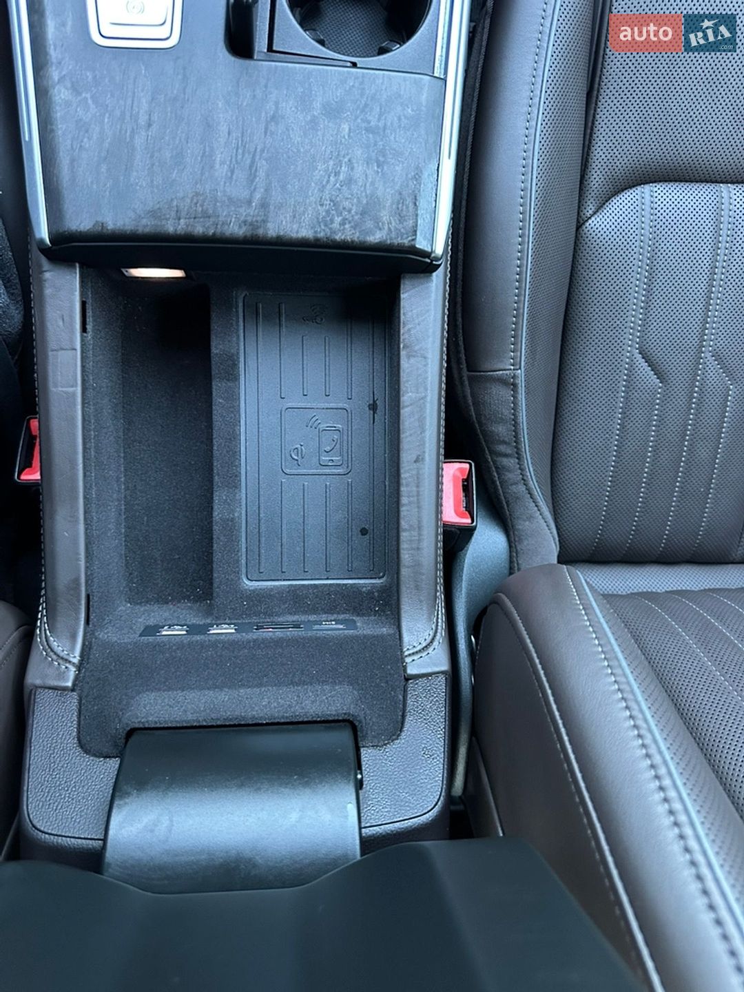 Audi A6 2018 VIN WAUZZZF26KN004678 фото оголошення 49 з 133